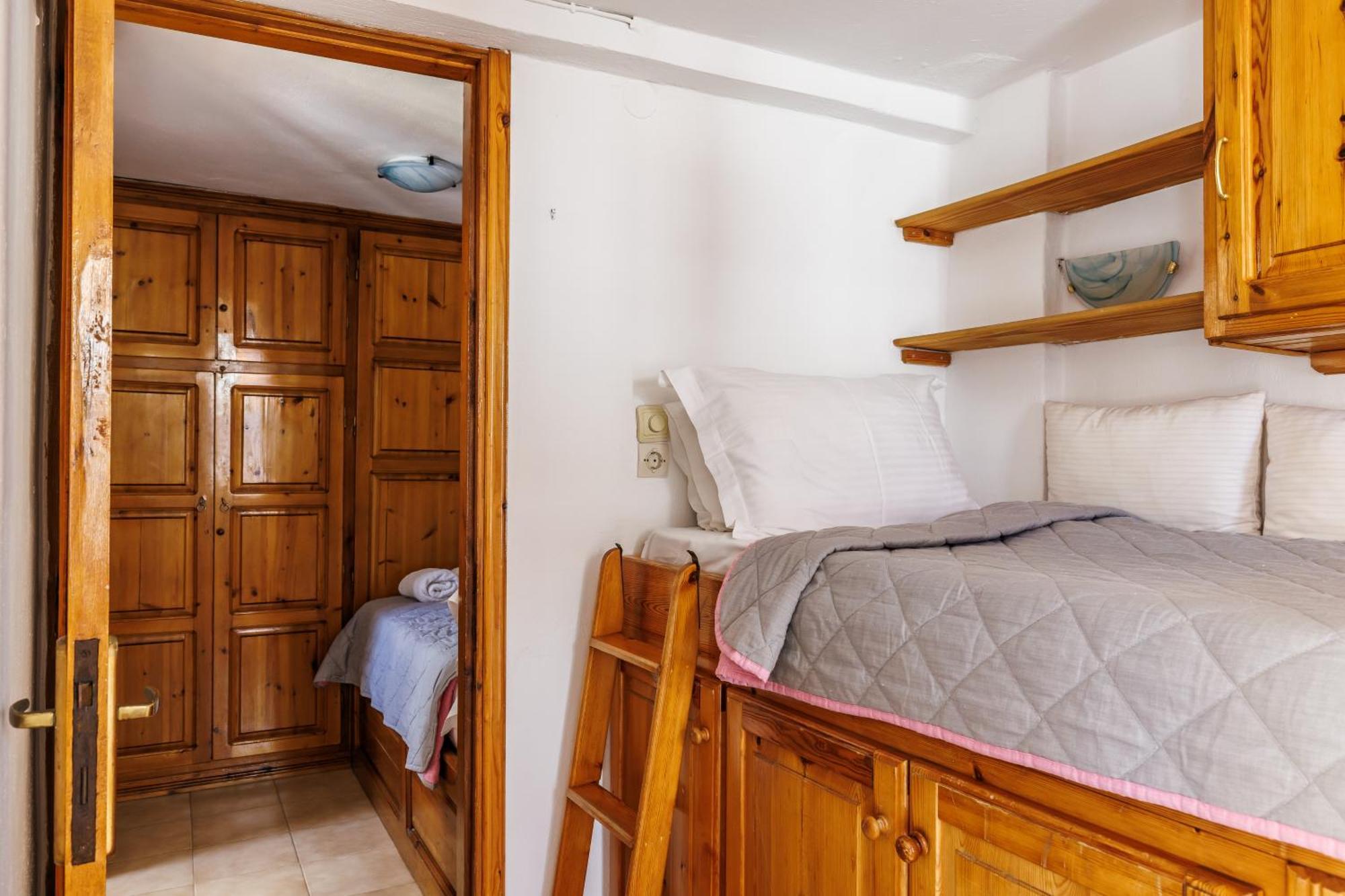 Antonia House Skopelos Town