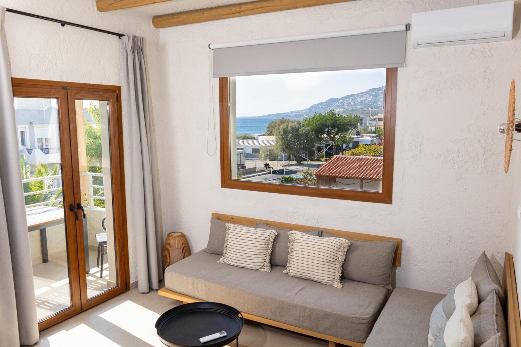 Aparthotel Okeanis Mystique South