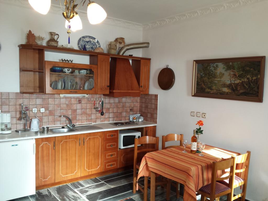 Kastro Apartment