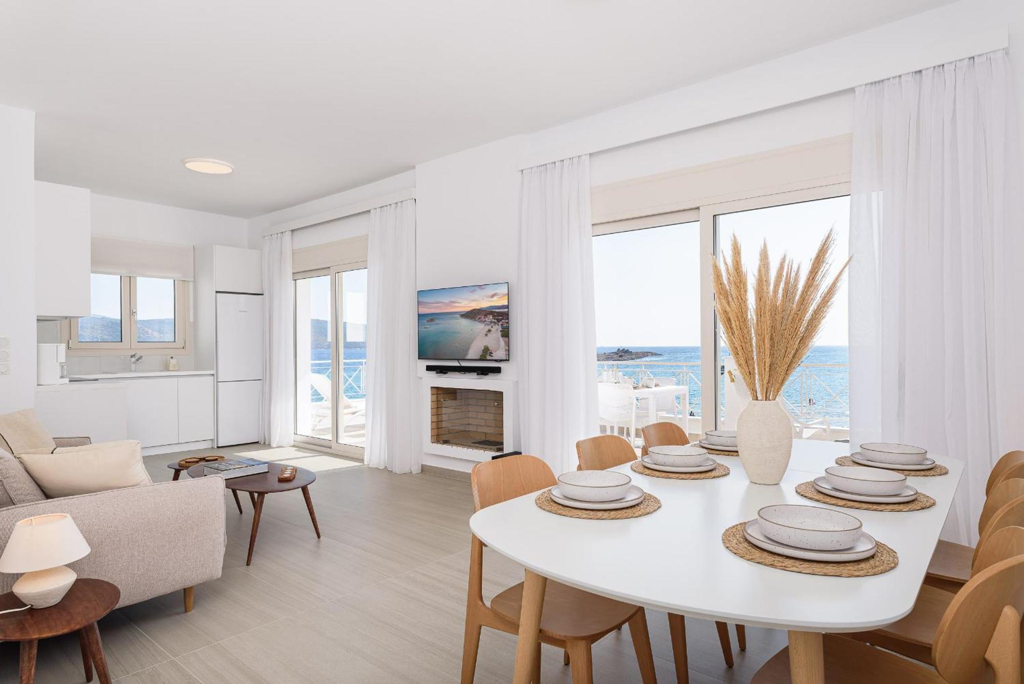 Apartment Beachside Escape
