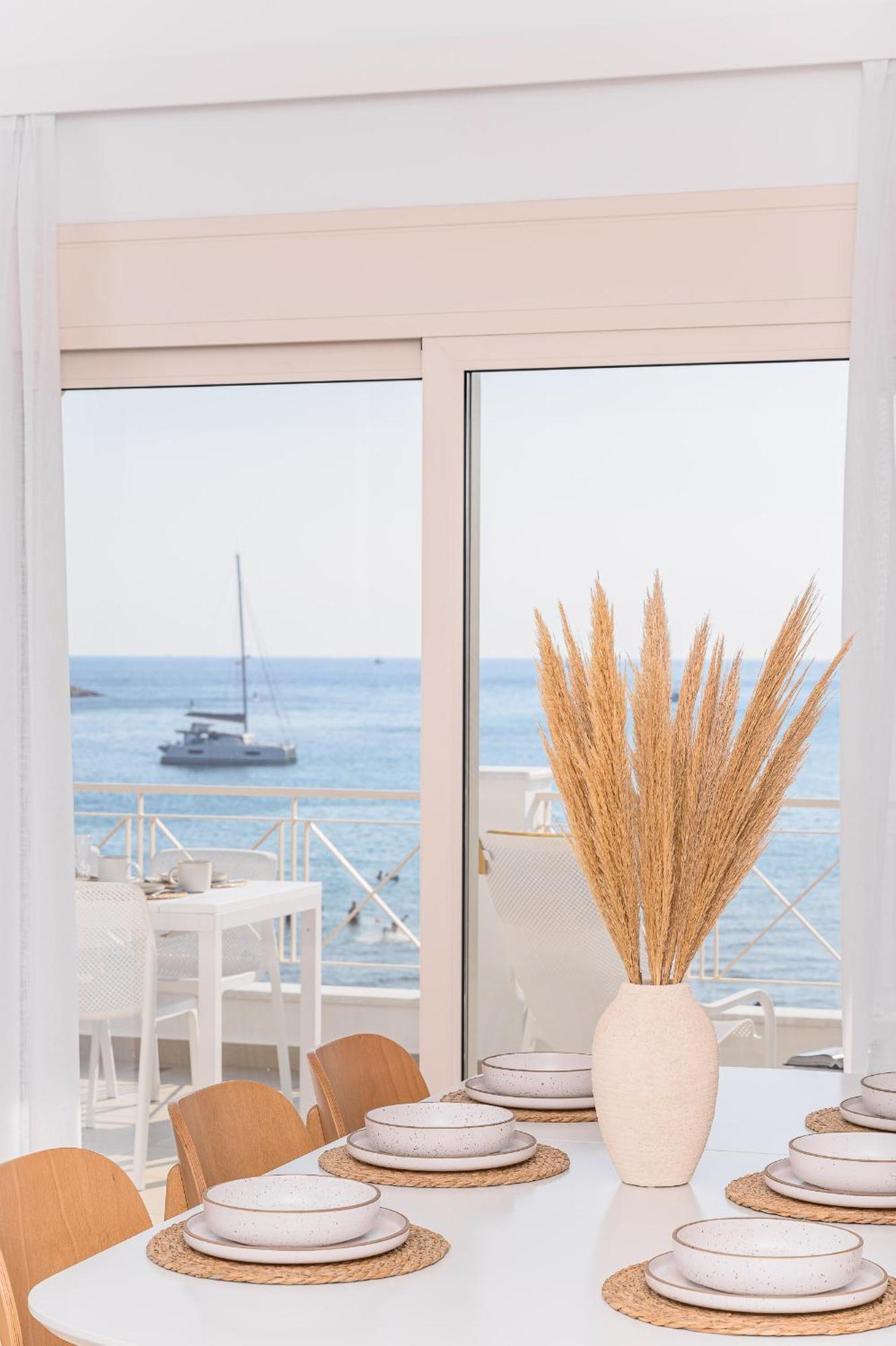 Beachside Escape Apartment *