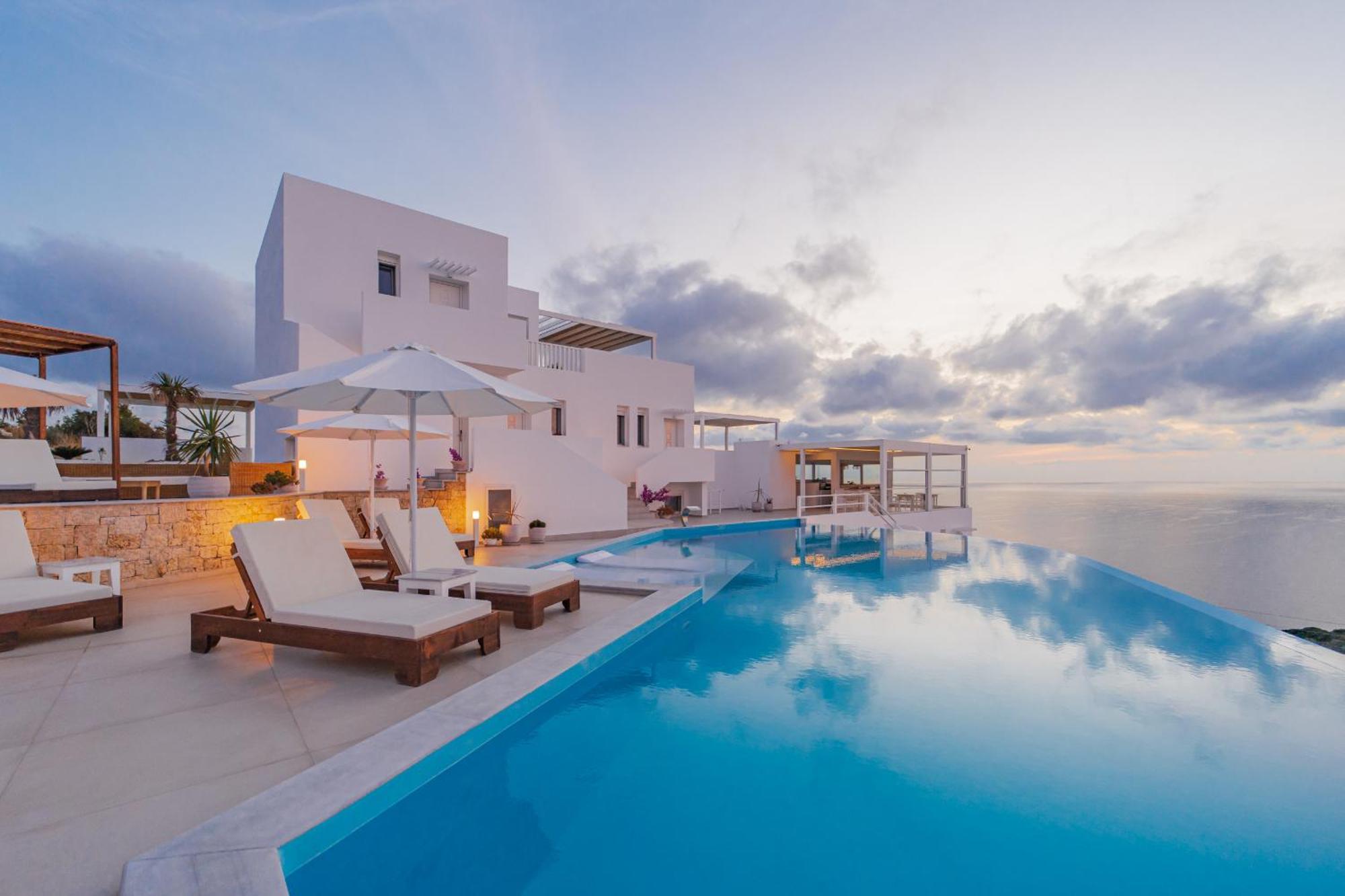 Cavo Del Sol Resort 5*