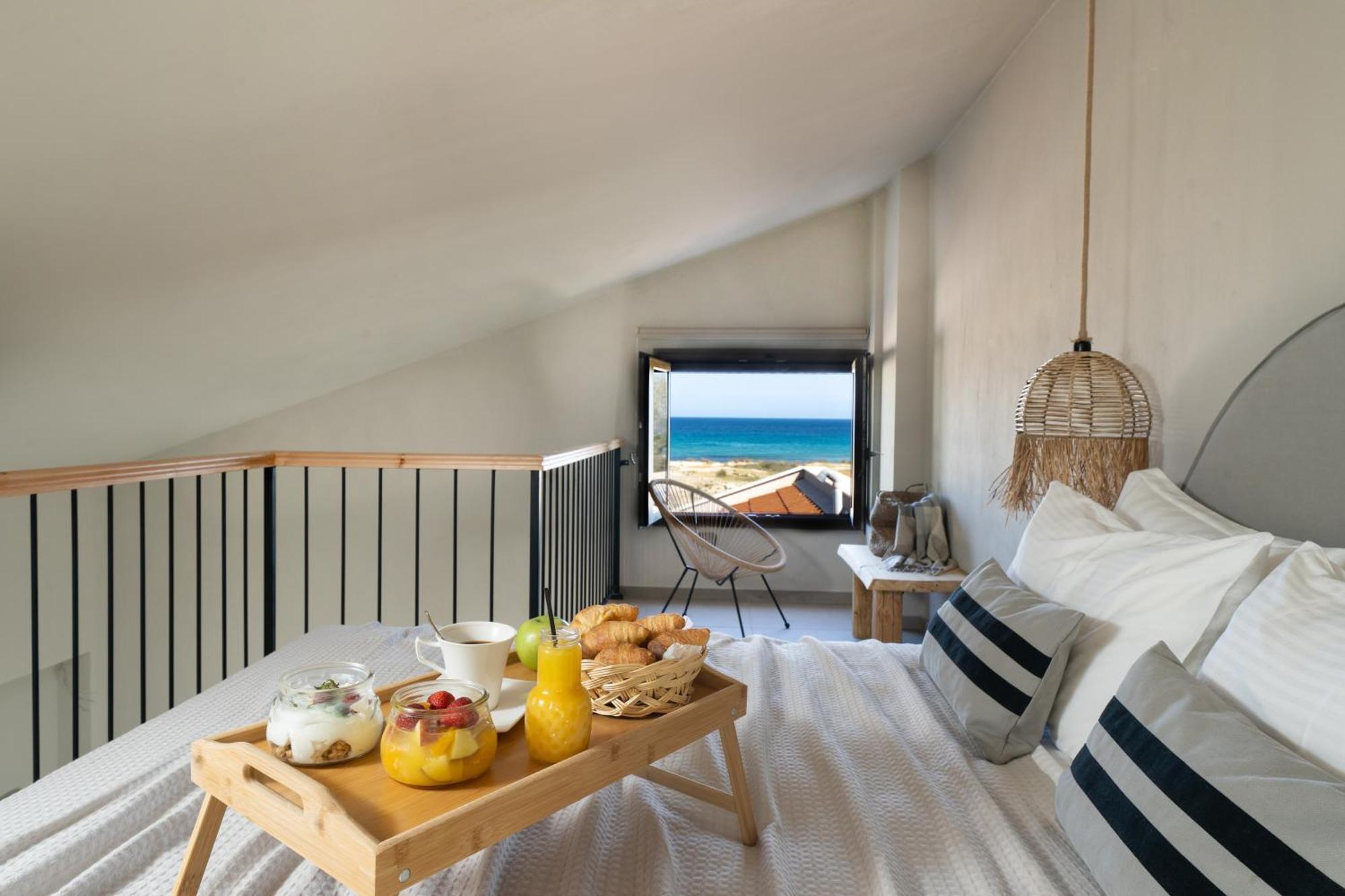 Amo Golden Hotel