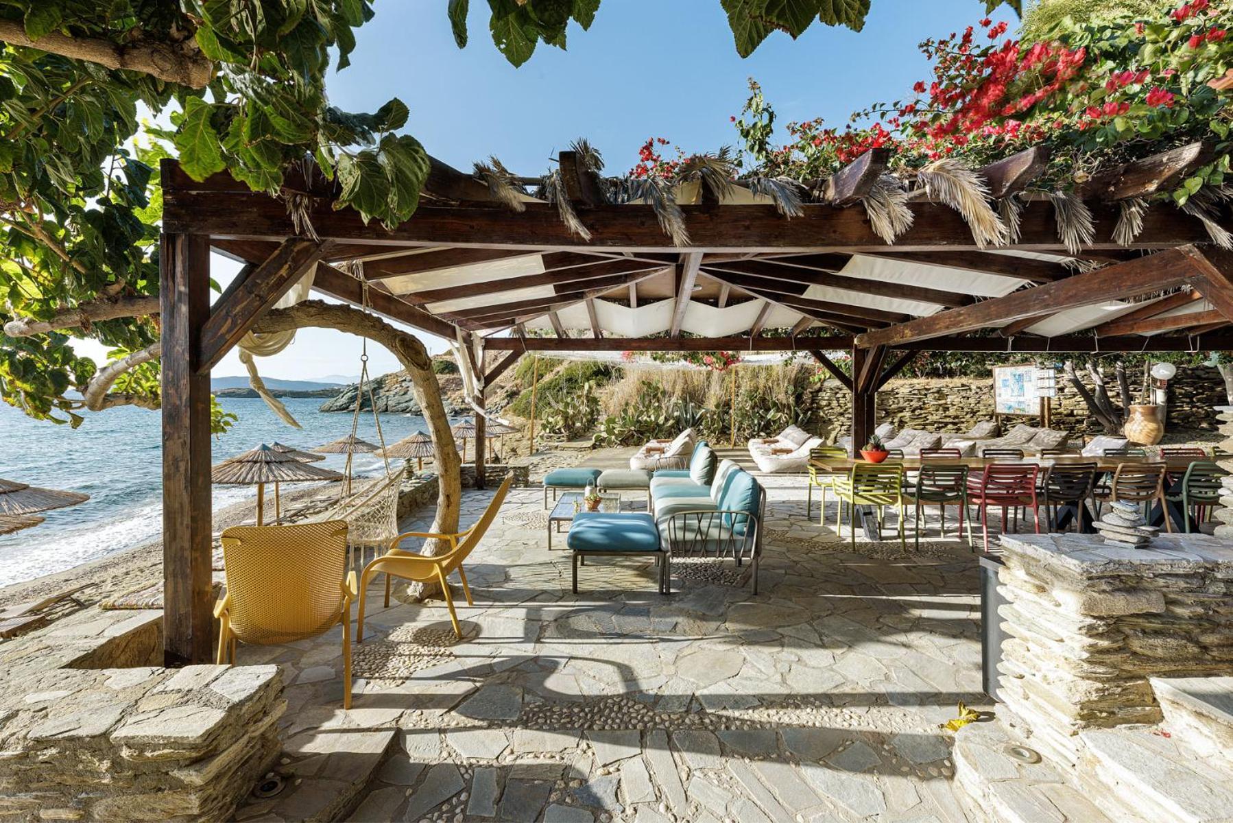 Hotel Aneroussa 3*