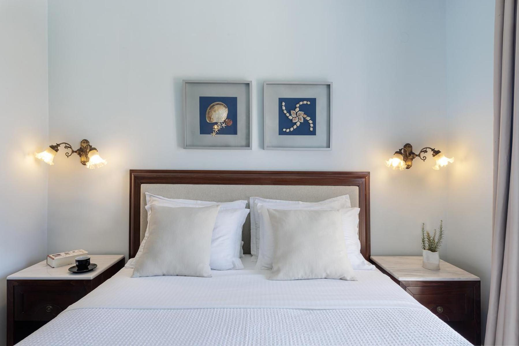 Aneroussa Hotel 3*