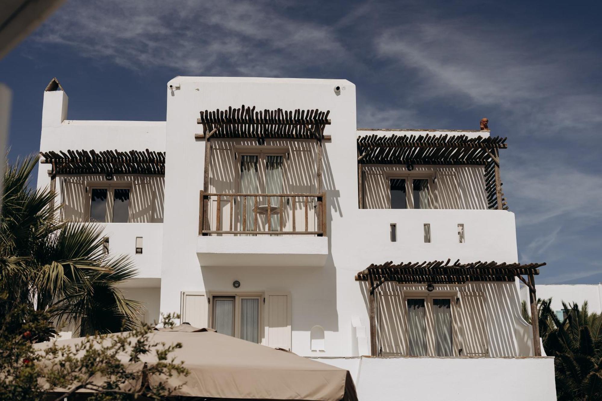 Medusa & Plaka (Naxos)