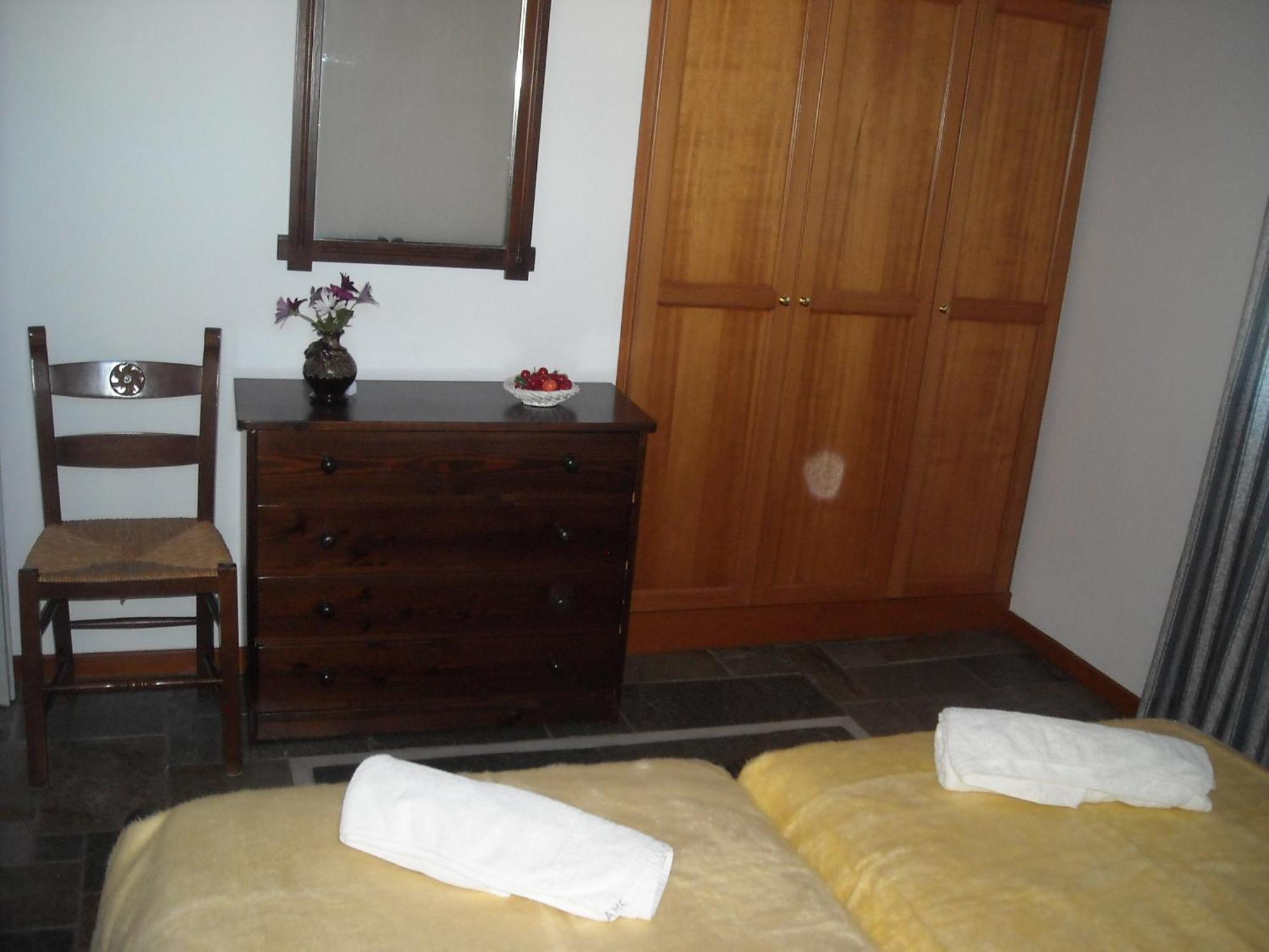 Archipelagos Sunset Apartments - 68Sqm - Possidonia *