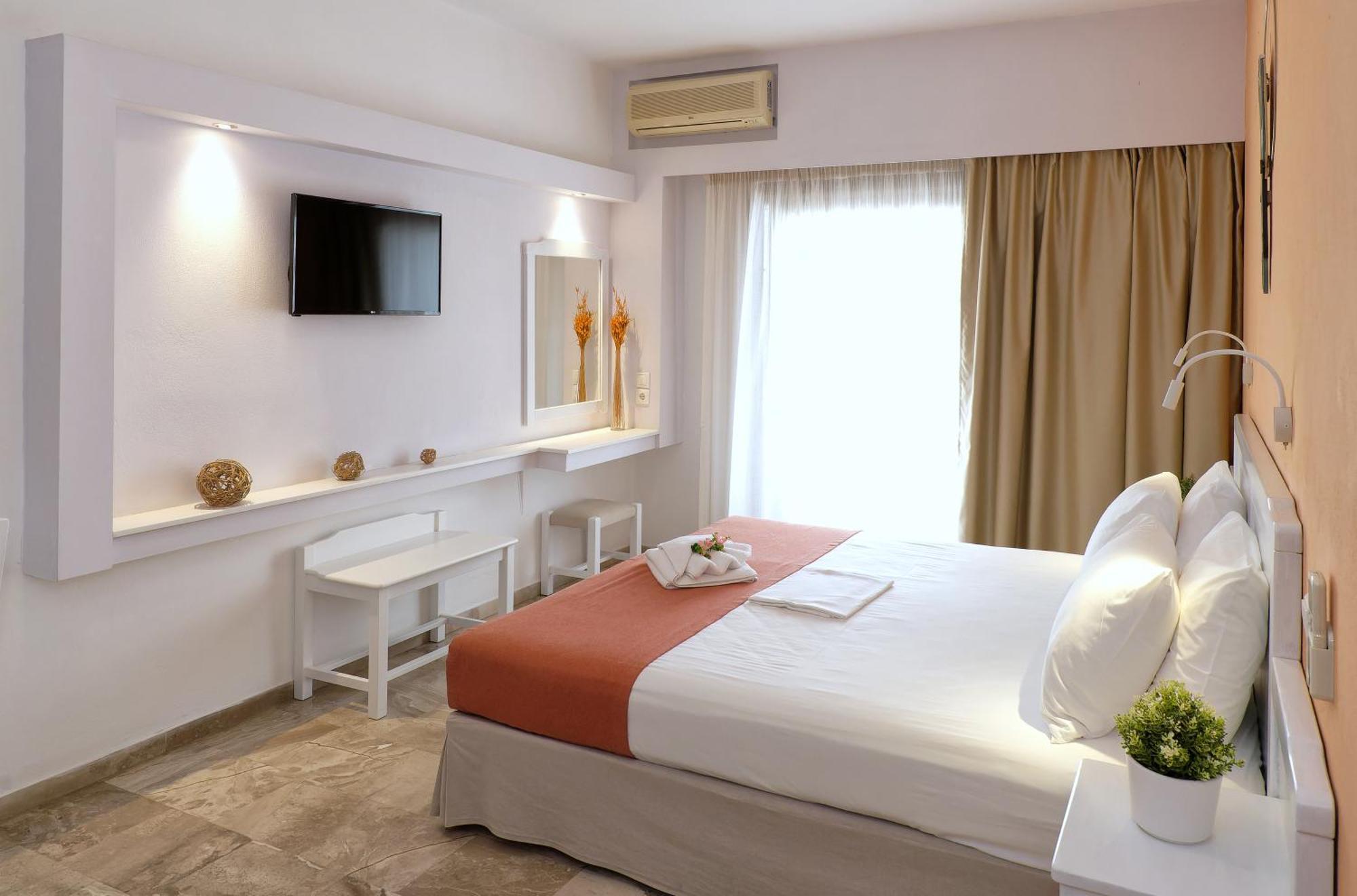 Aparthotel Korali Troulos