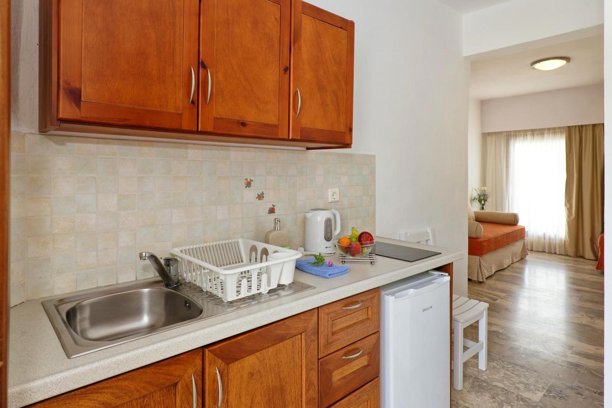 Korali Aparthotel Troulos