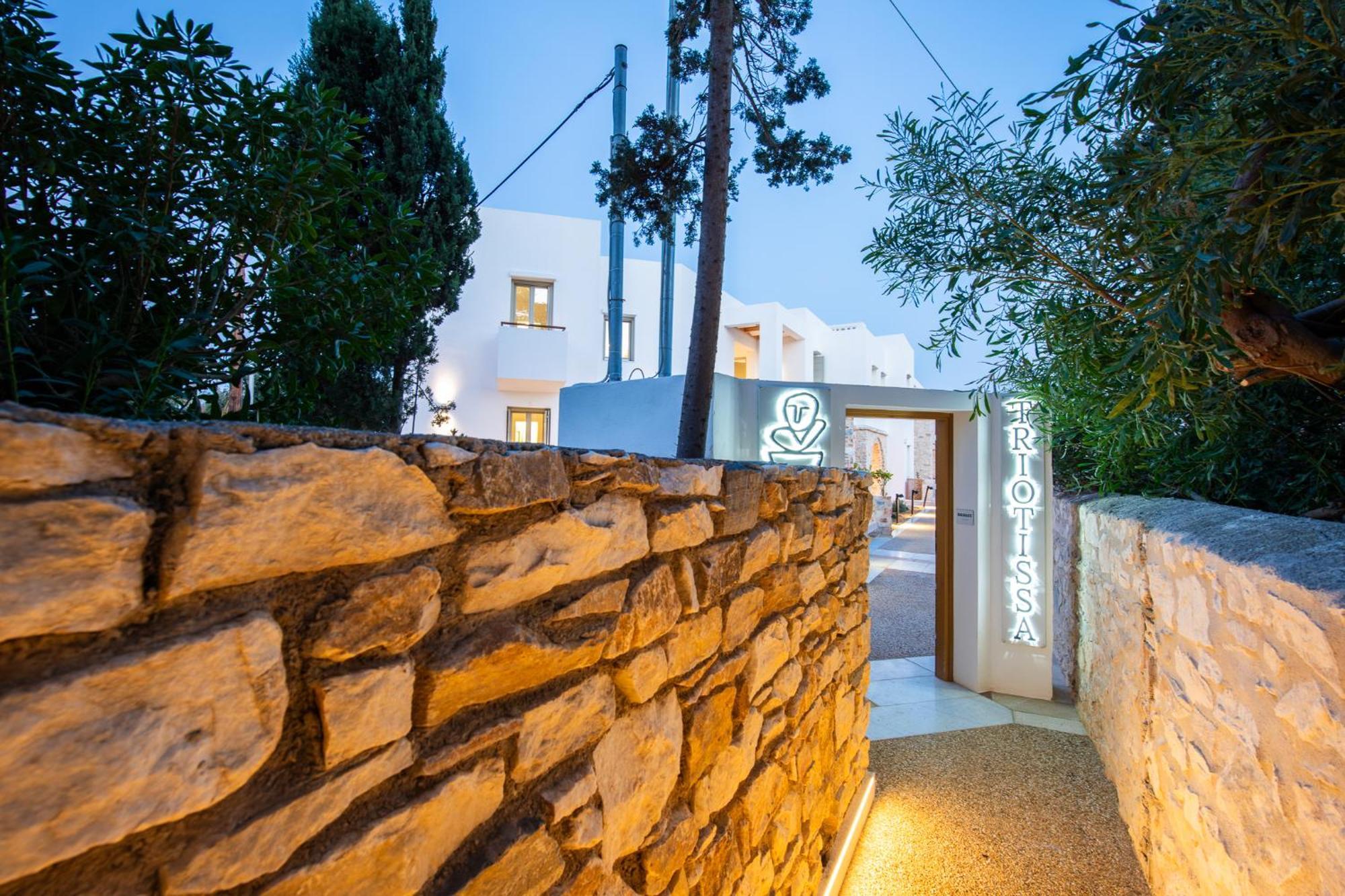 Triotissa Local Living Residences Drios