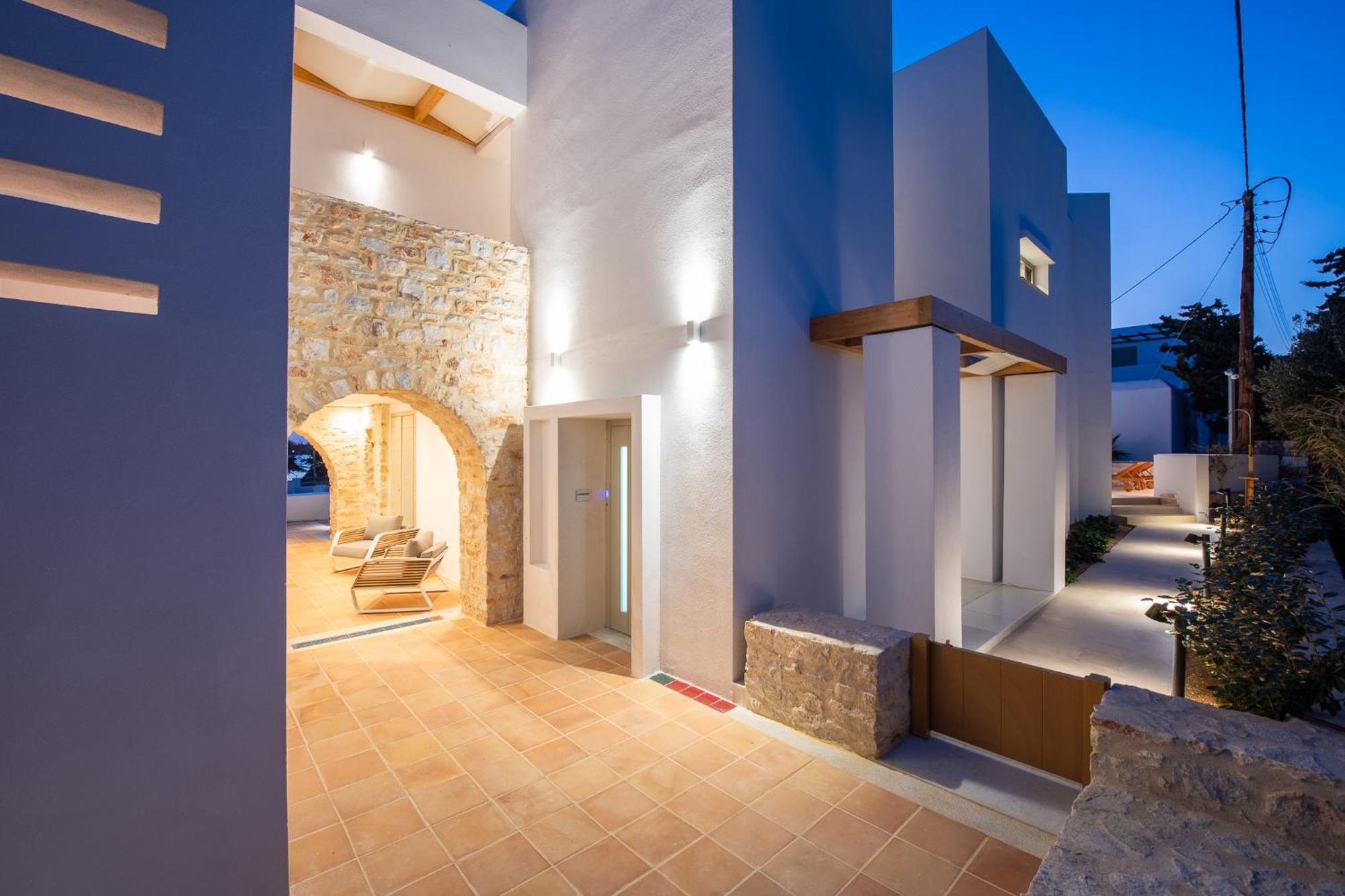 Triotissa Local Living Residences Apartment