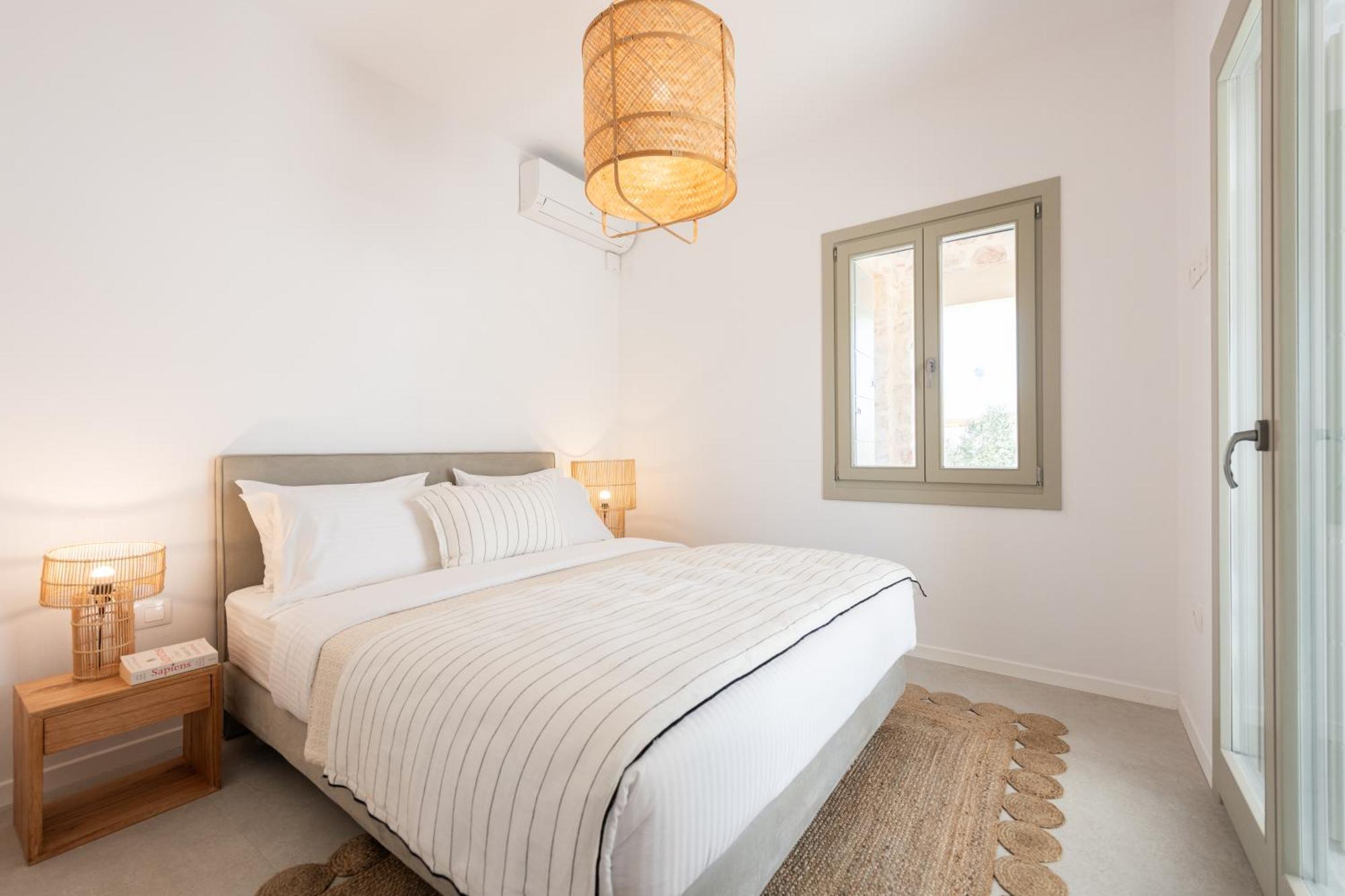 Apartment Triotissa Local Living Residences