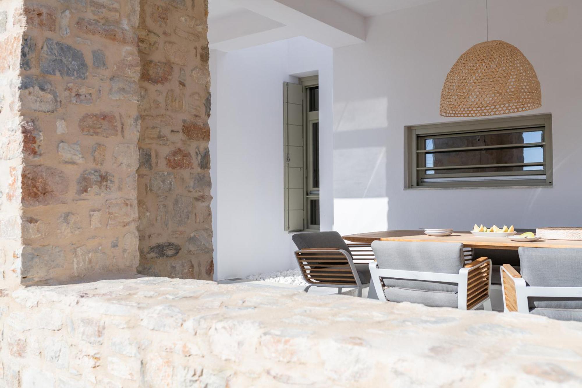 Triotissa Local Living Residences * Drios