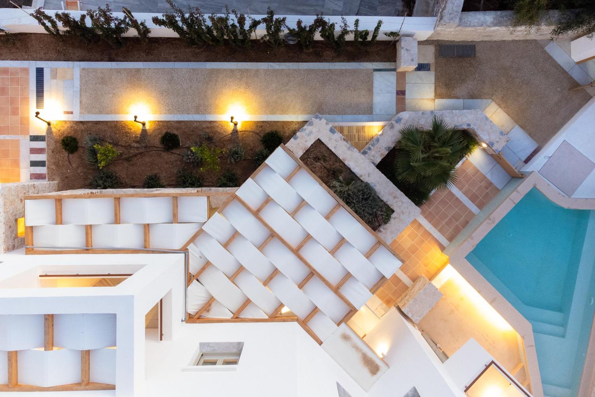 Apartment Triotissa Local Living Residences
