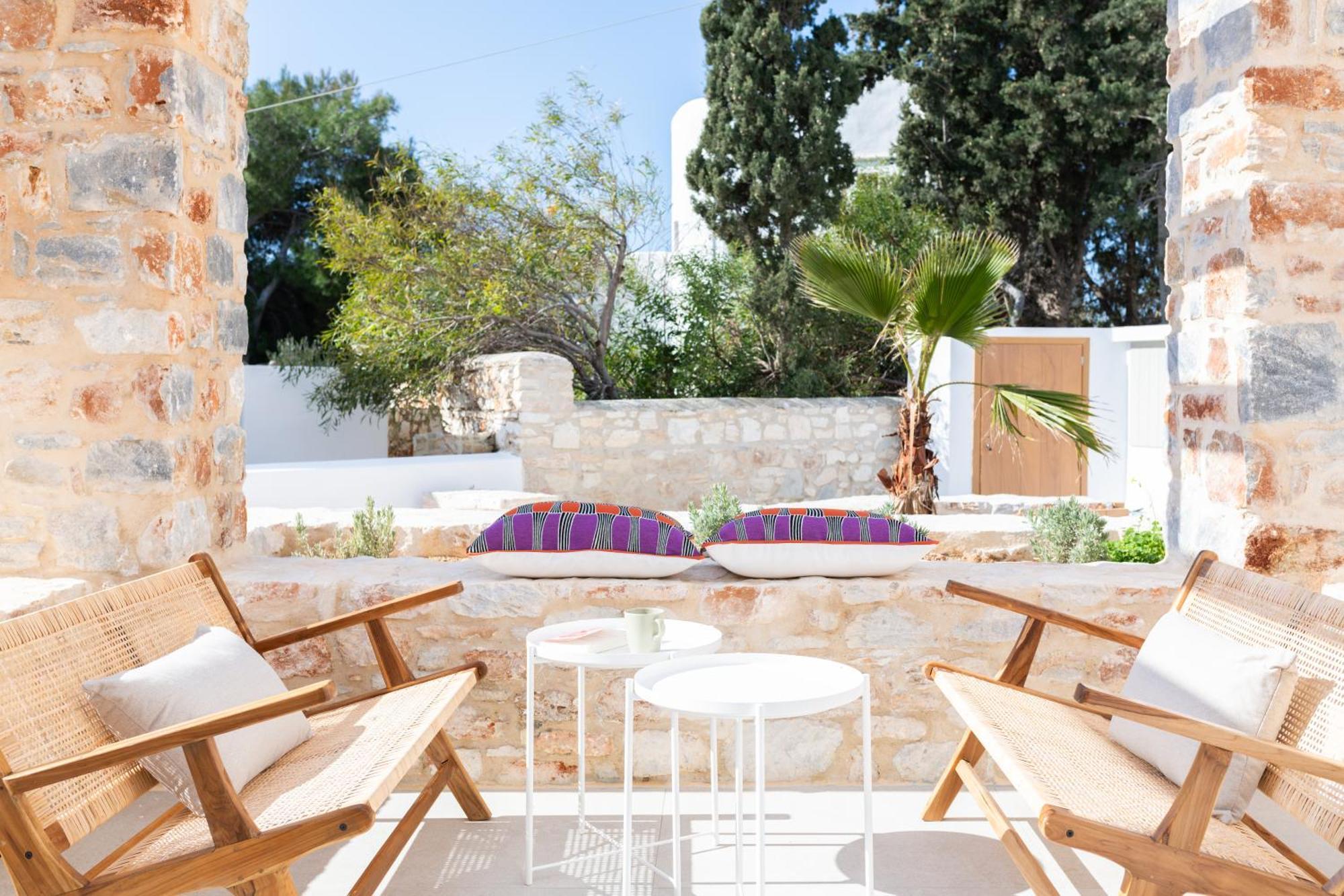 Triotissa Local Living Residences Apartment