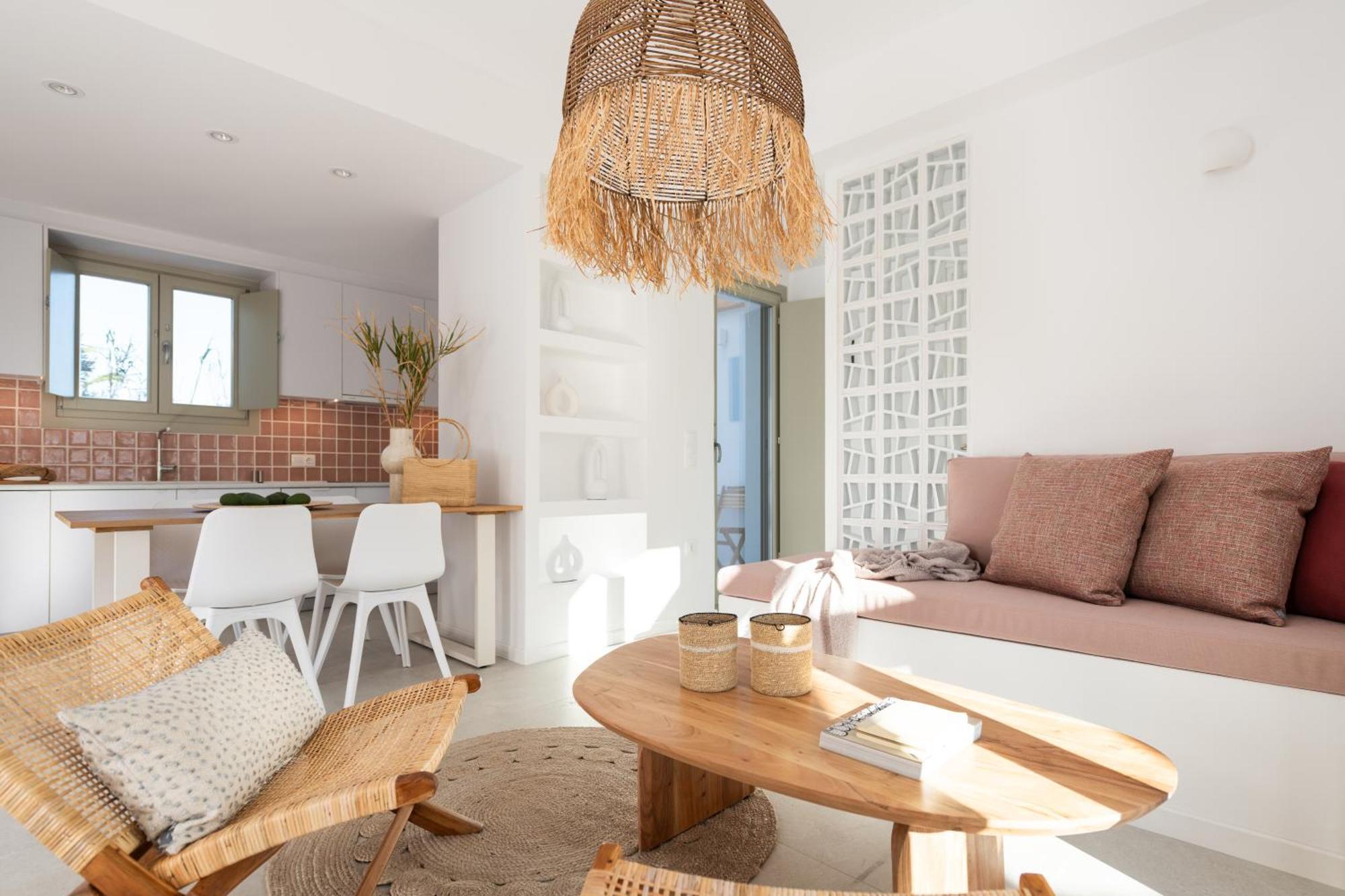 Triotissa Local Living Residences * Drios