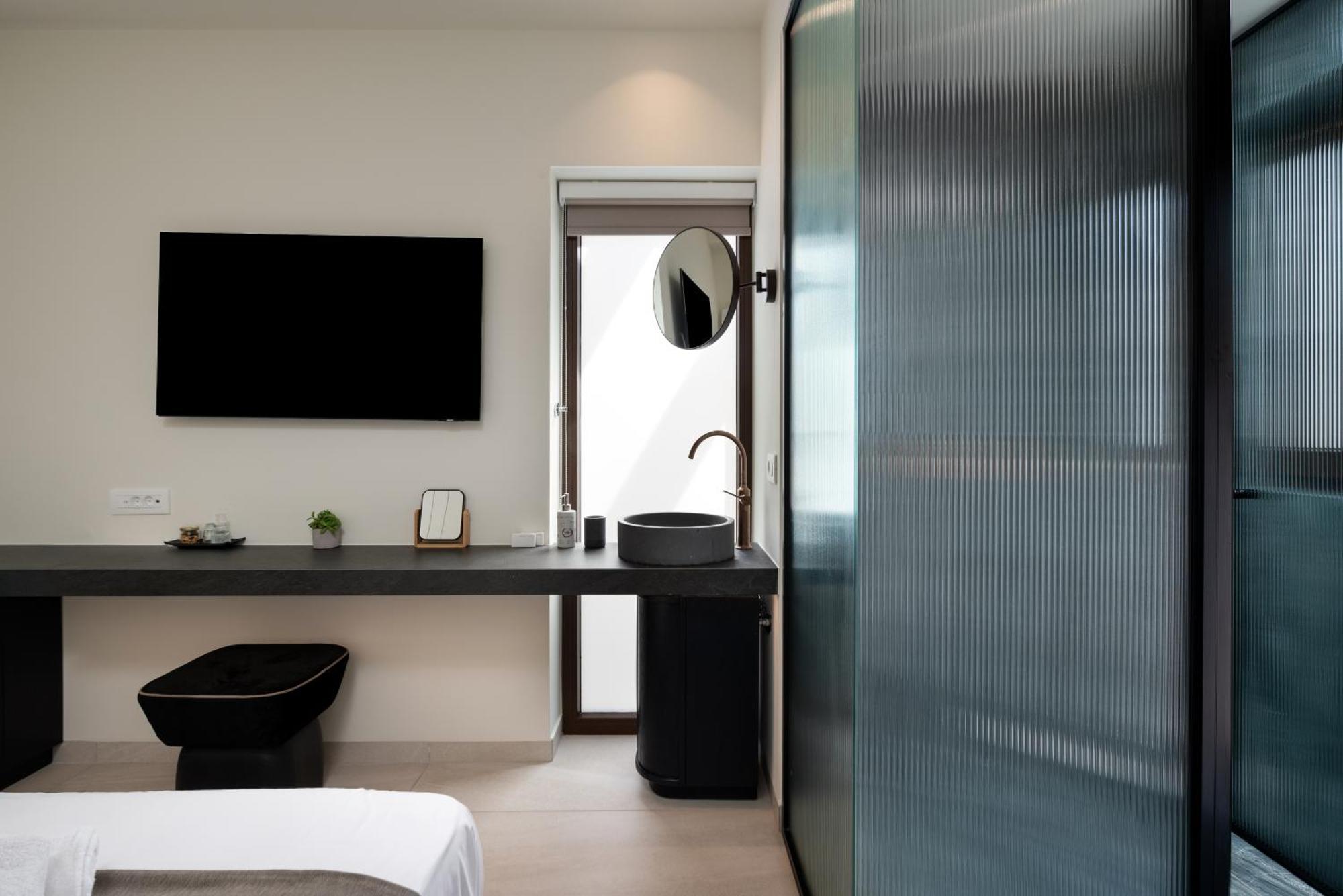 Stories Boutique Hotel