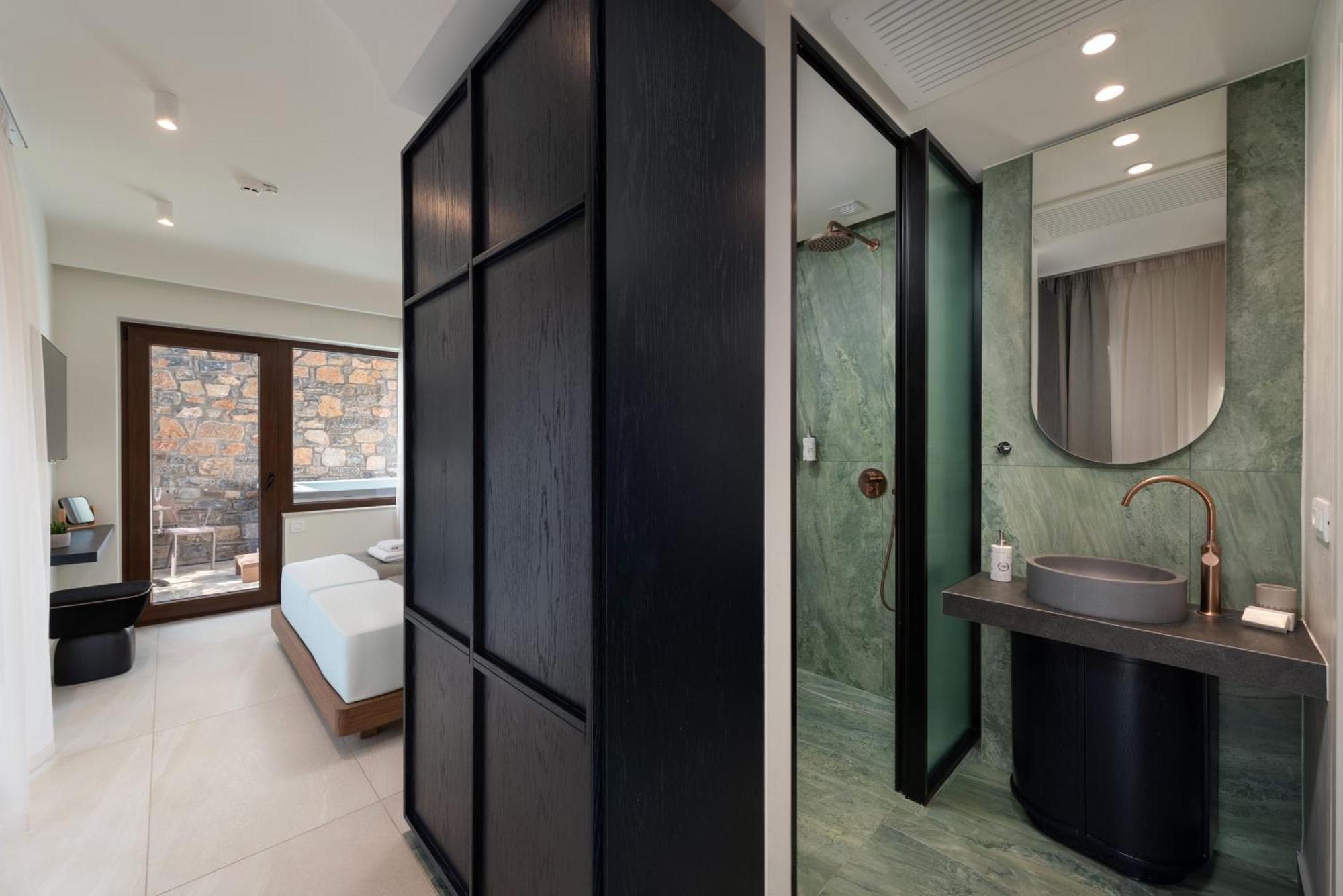 Hotel Stories Boutique