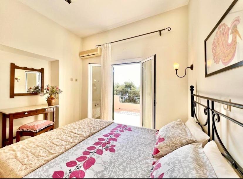 Apartment Aphrodite & With Swimming Pool *