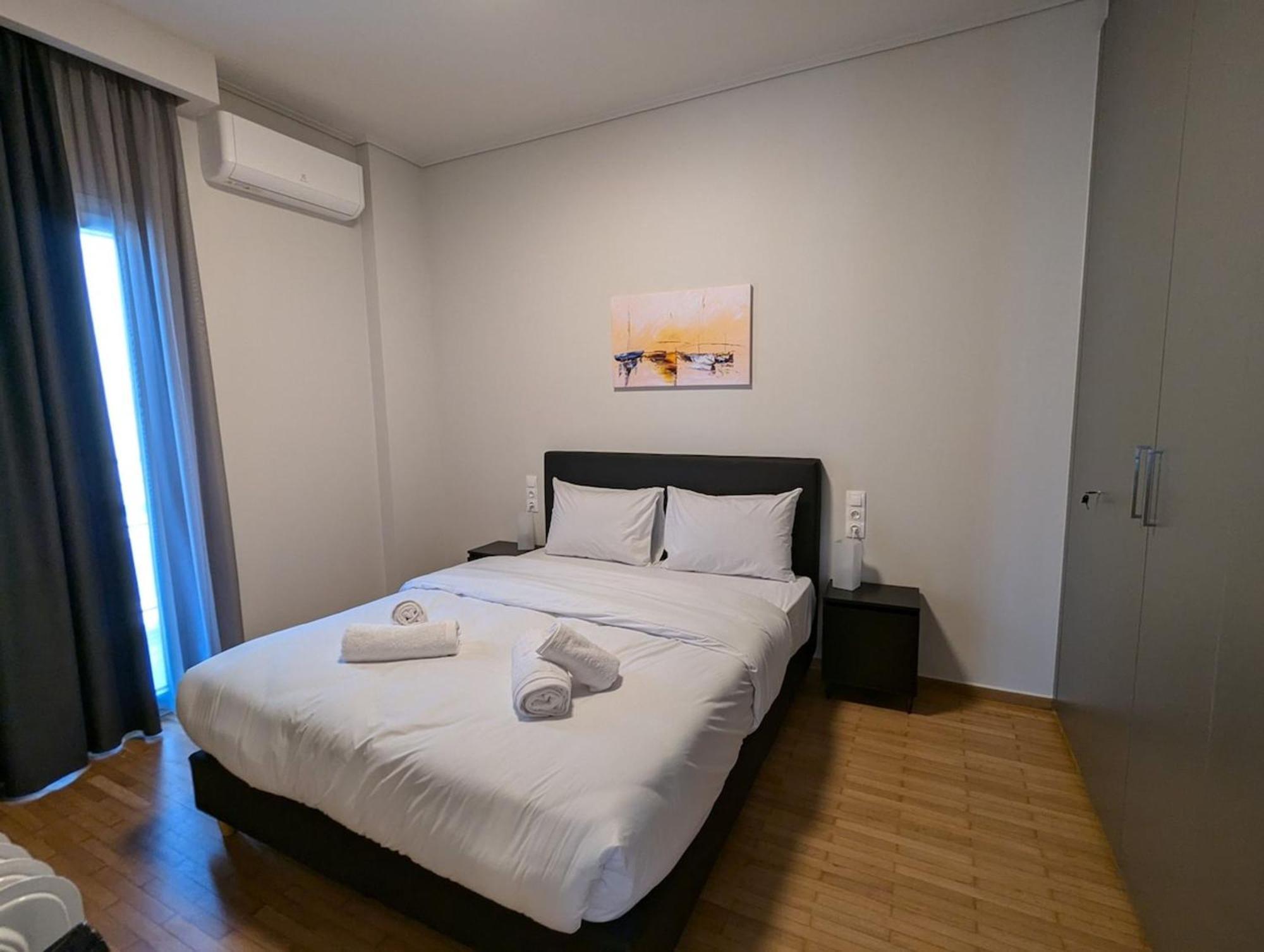 Apartment Spacious Seaside Flat At Alimos