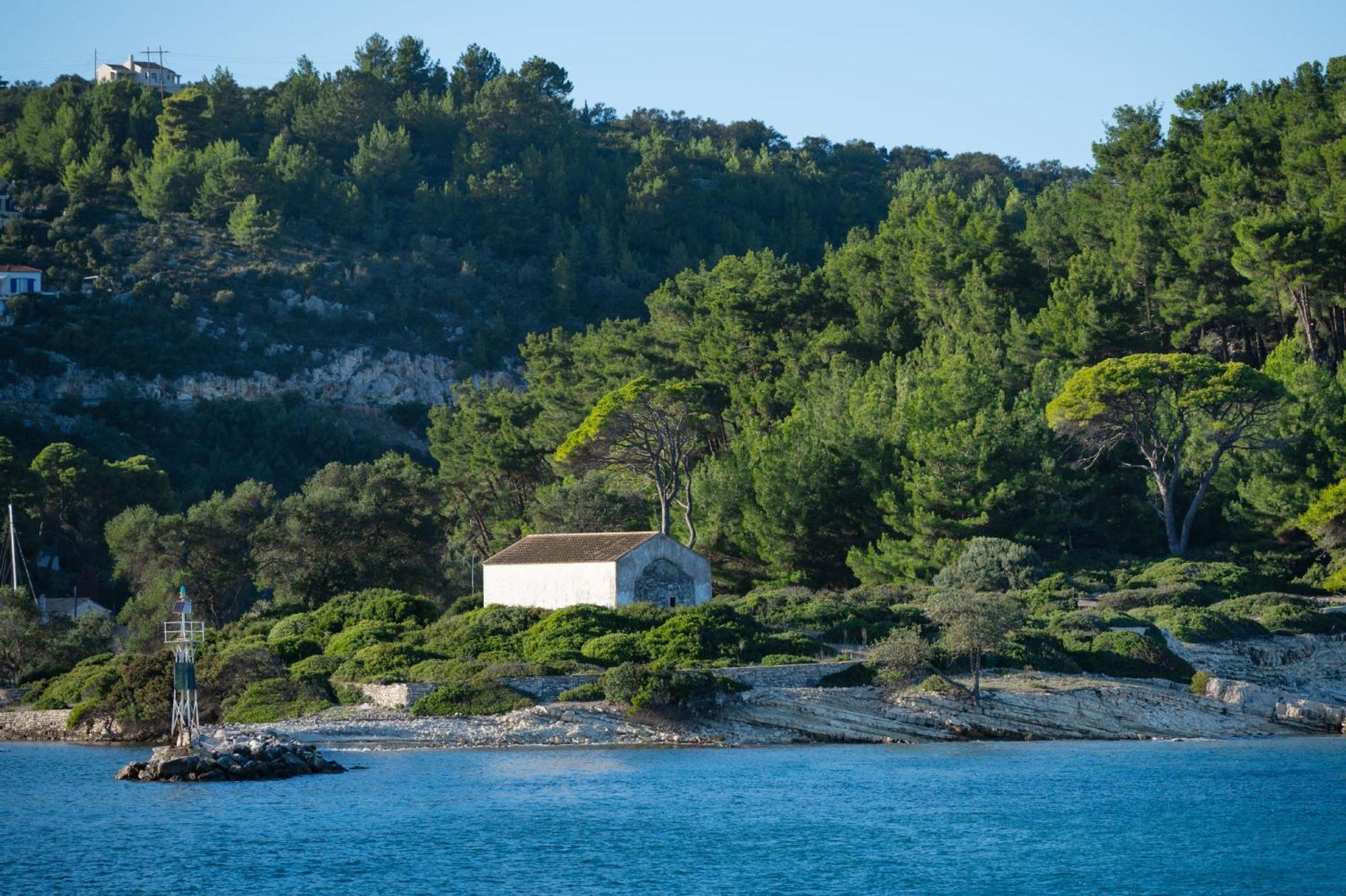 Lefkas *