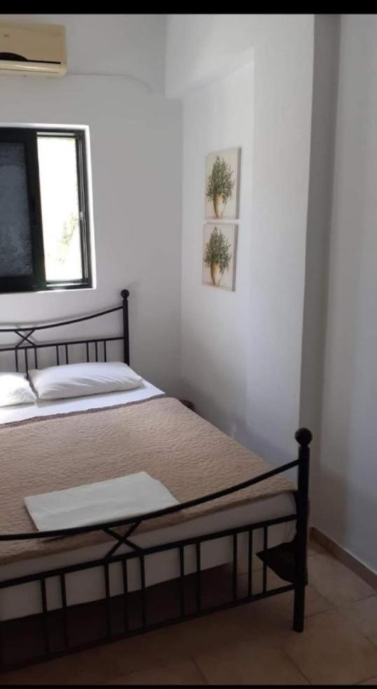 Mouria B Apartment Kythnos