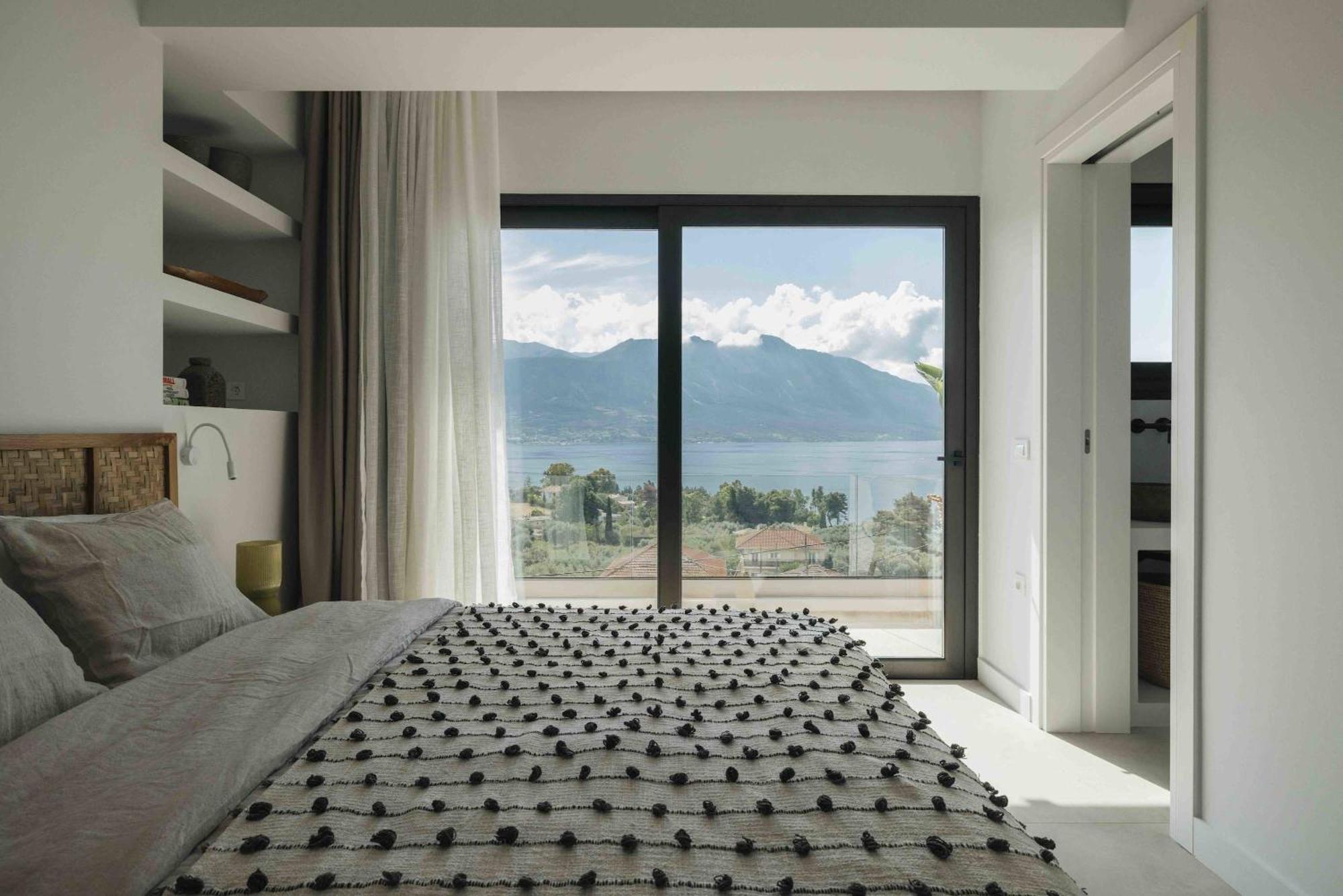 View - Serenic Sea View * Pogonia
