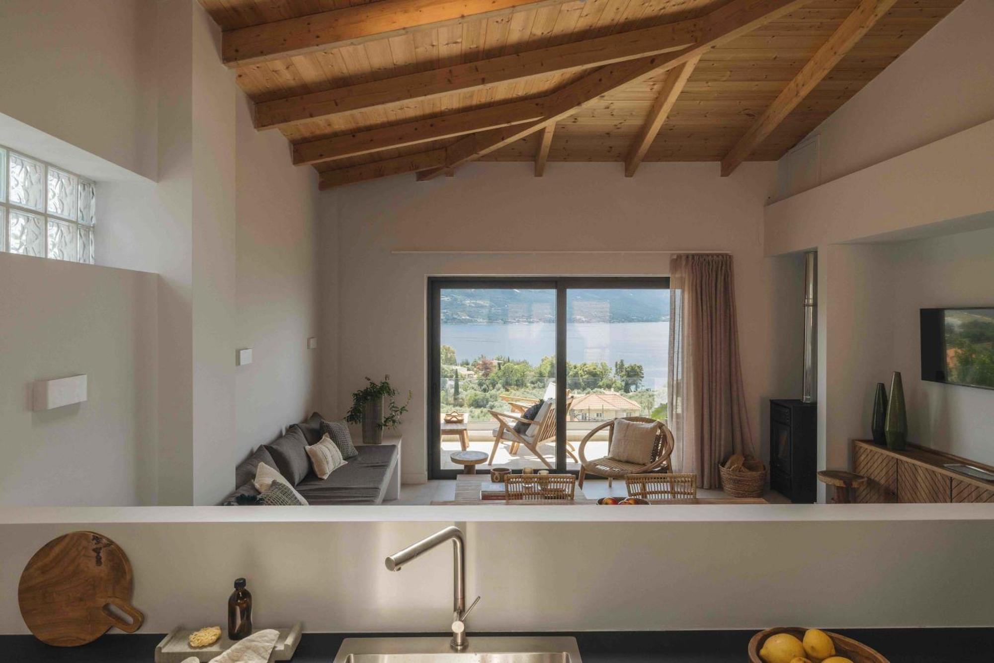 Apartment View - Serenic Sea View