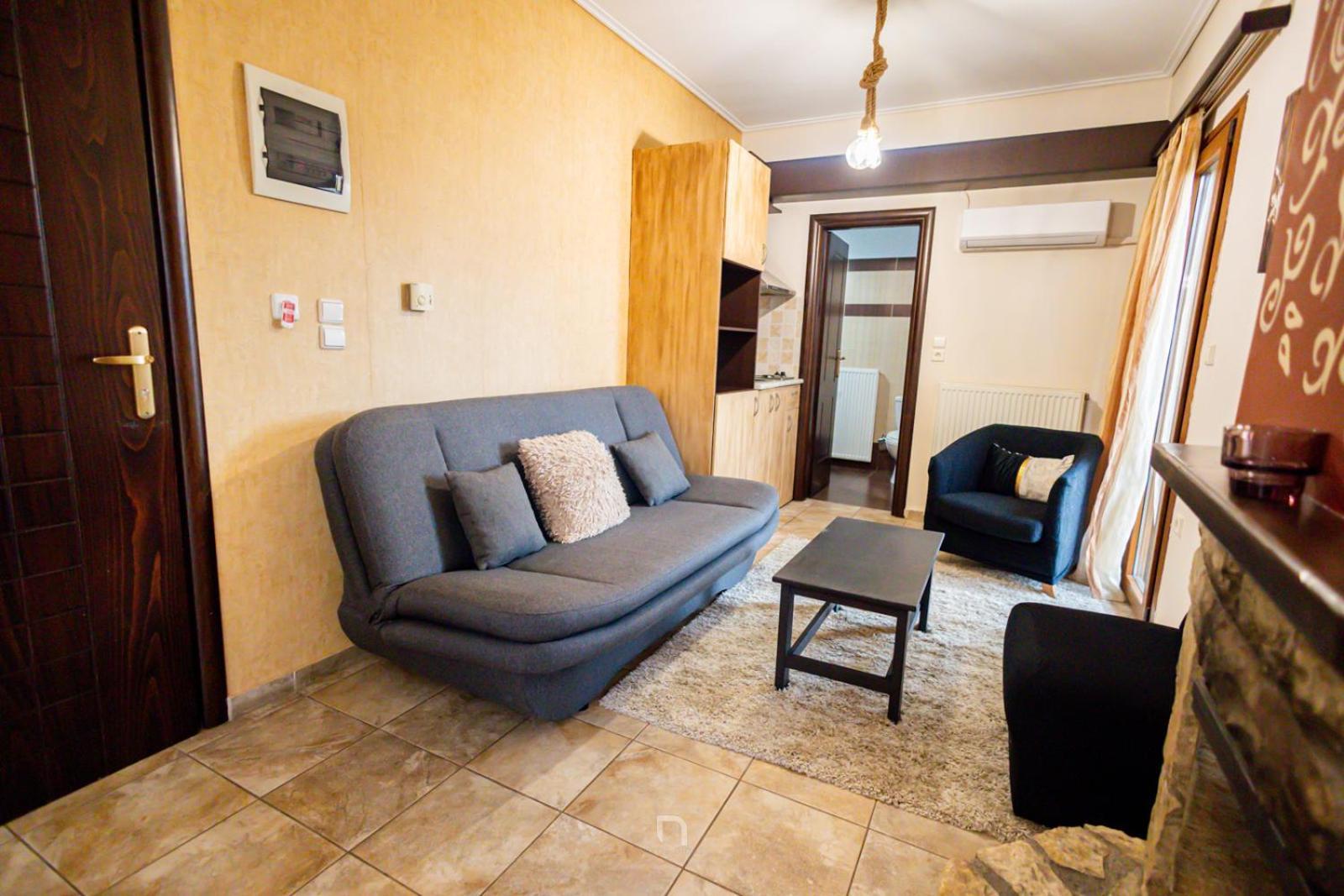 Enastron Hotel *
