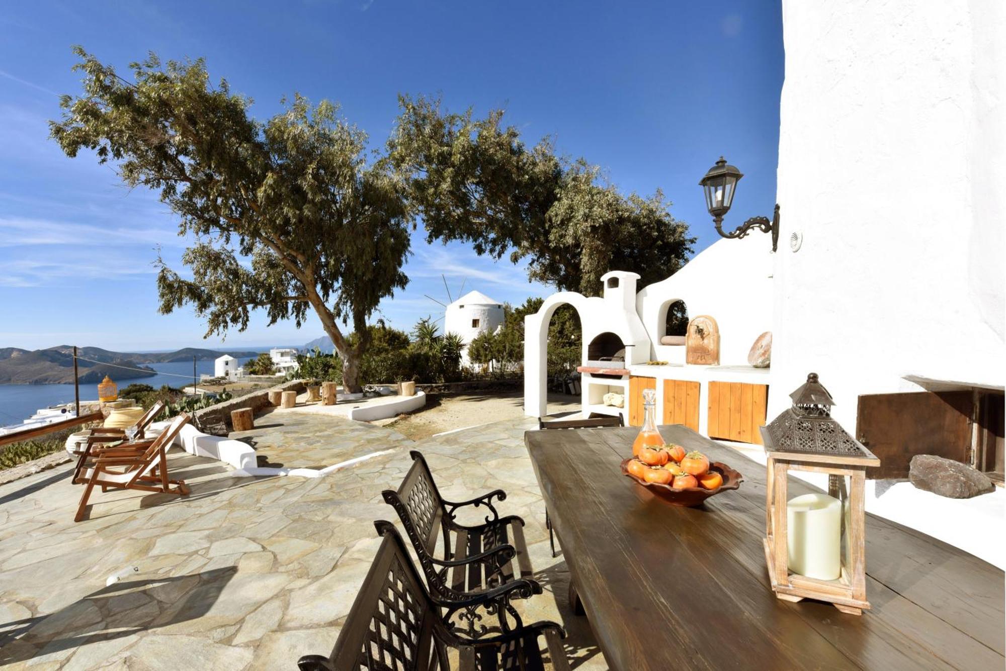 Holiday home Anastasia's Windmill And Anastasia's Plaka (Milos)