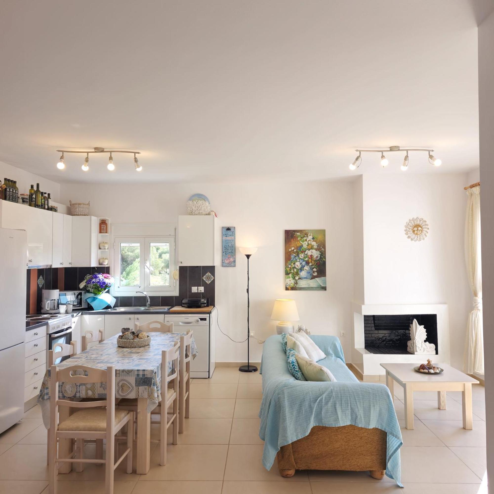 Lakithra Apartments Apartment