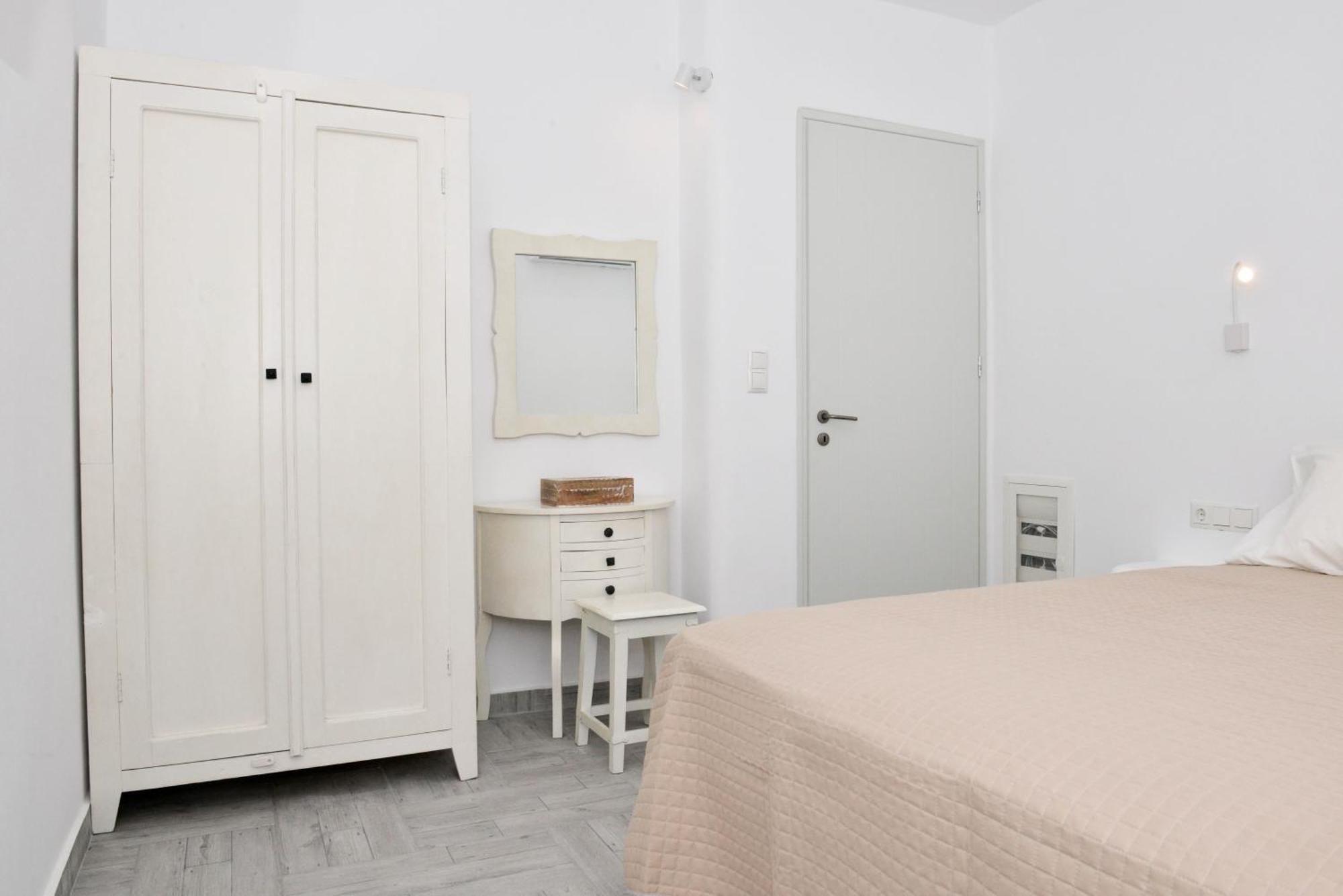 Erato Naxian Album With Private Pool In Naxos Villa *