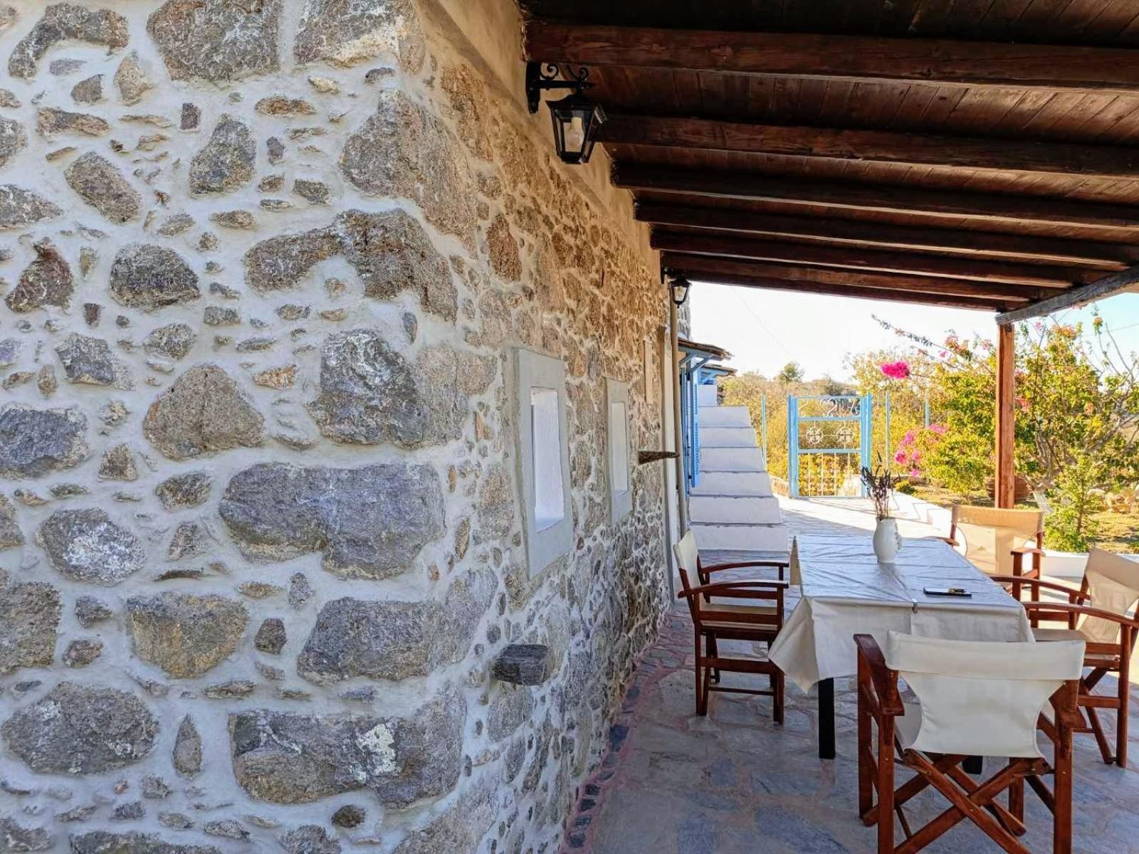 «astrofeggia» A Private Stone House Nature-seaview * Mandraki (Nisyros)