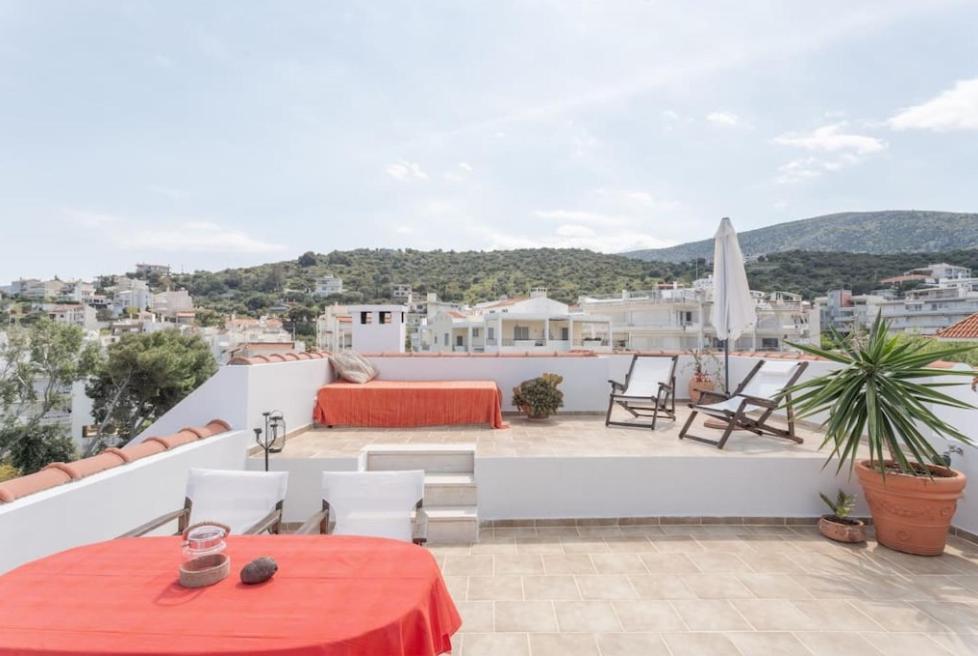 Apartment Bay Watch Close To The Airport At
