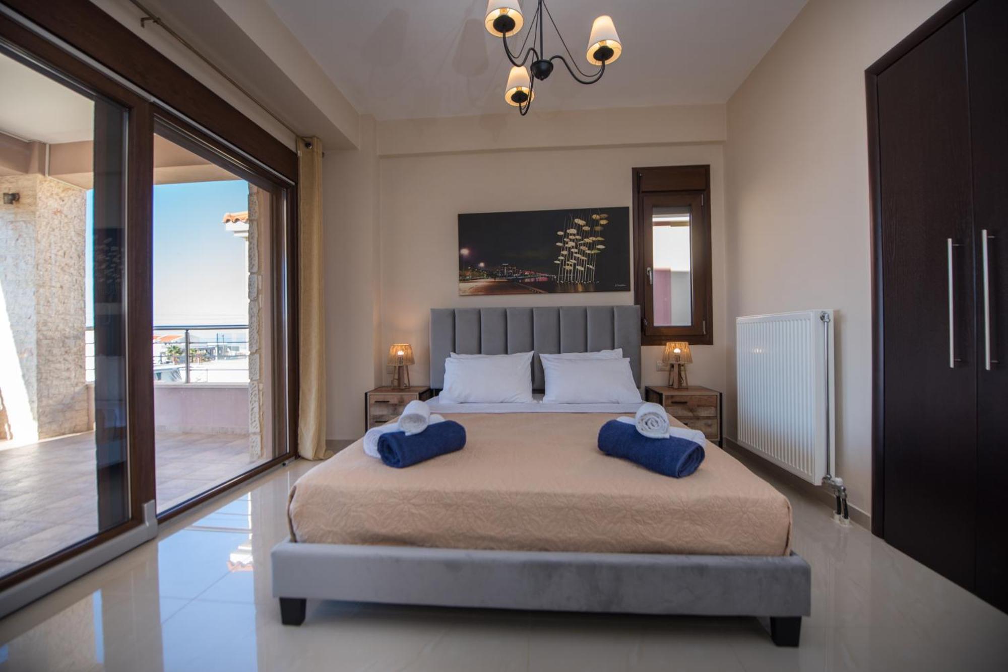 Pellina Villa *
