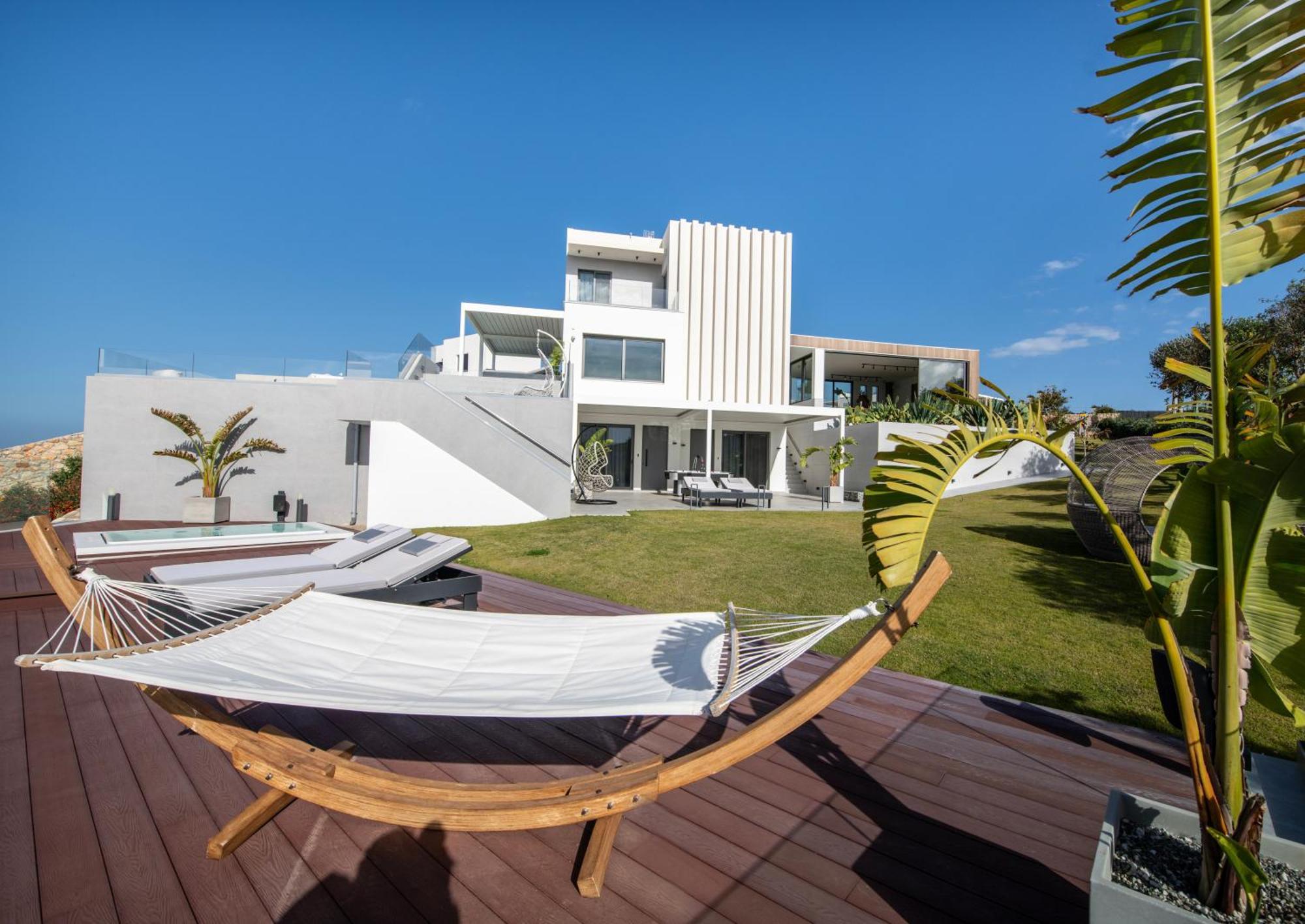 Nefelia Luxury Private Villa