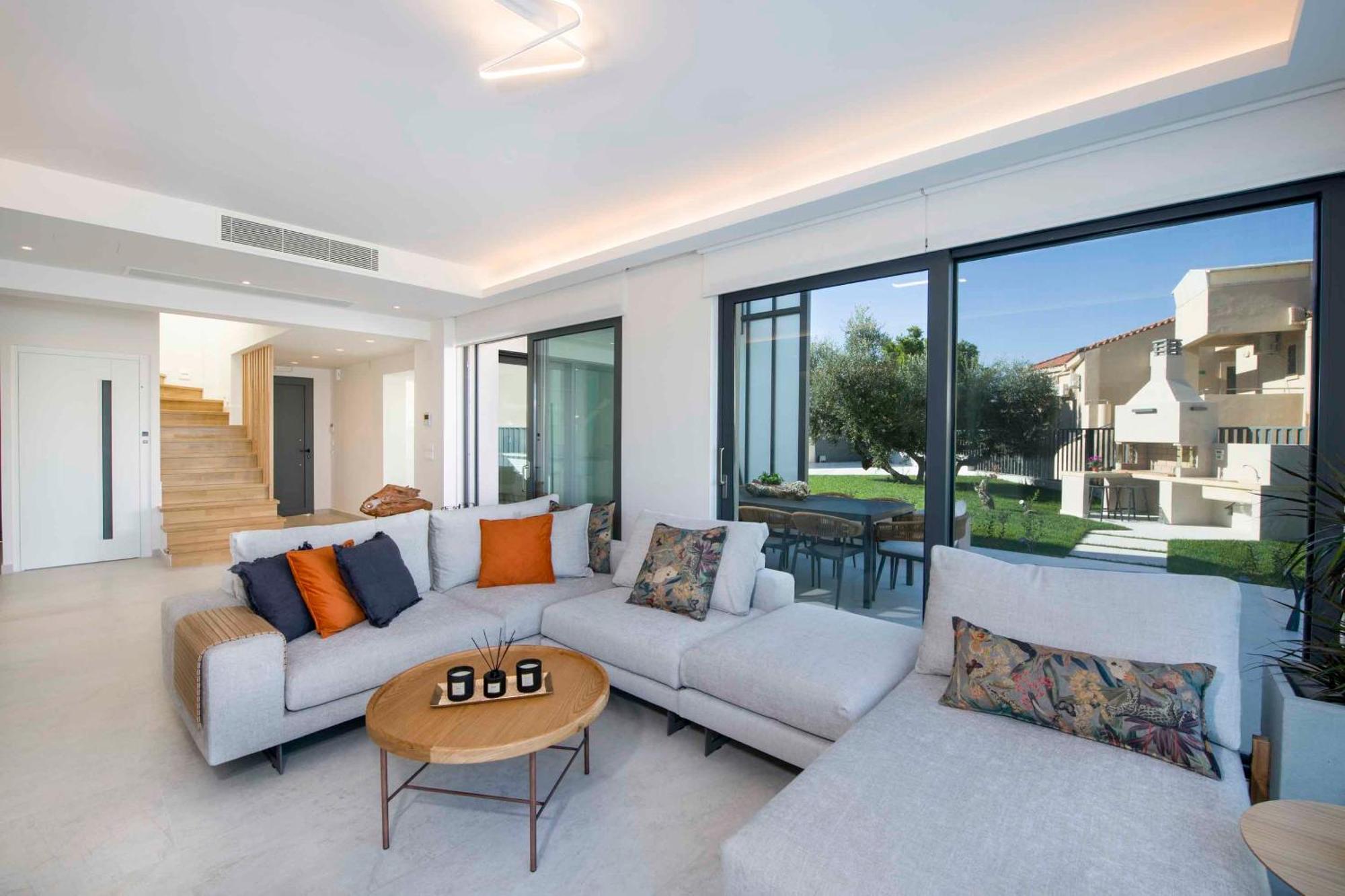 Royal Bird Private Villa *
