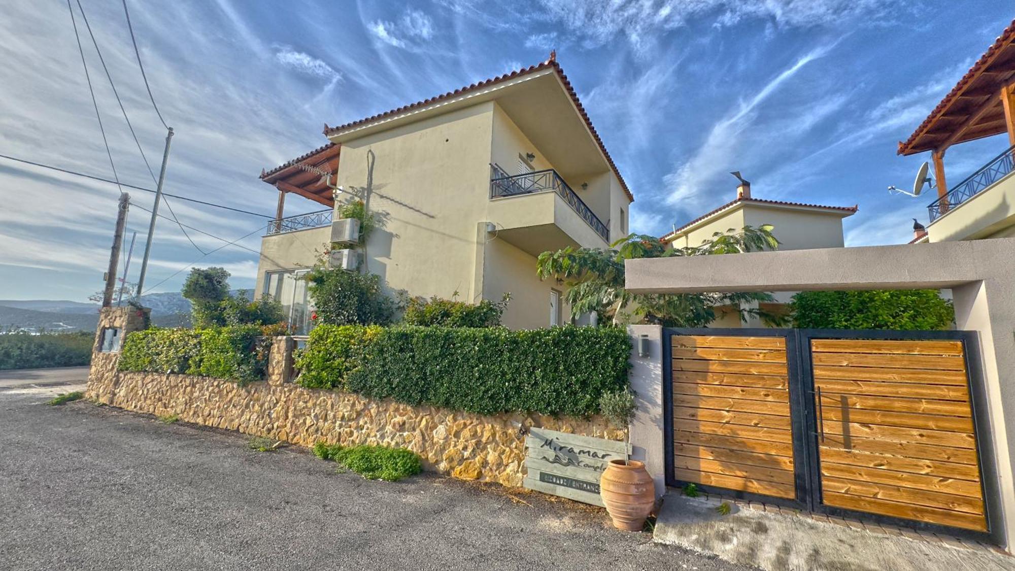 Dalia - Korinthos Holiday home Korfos