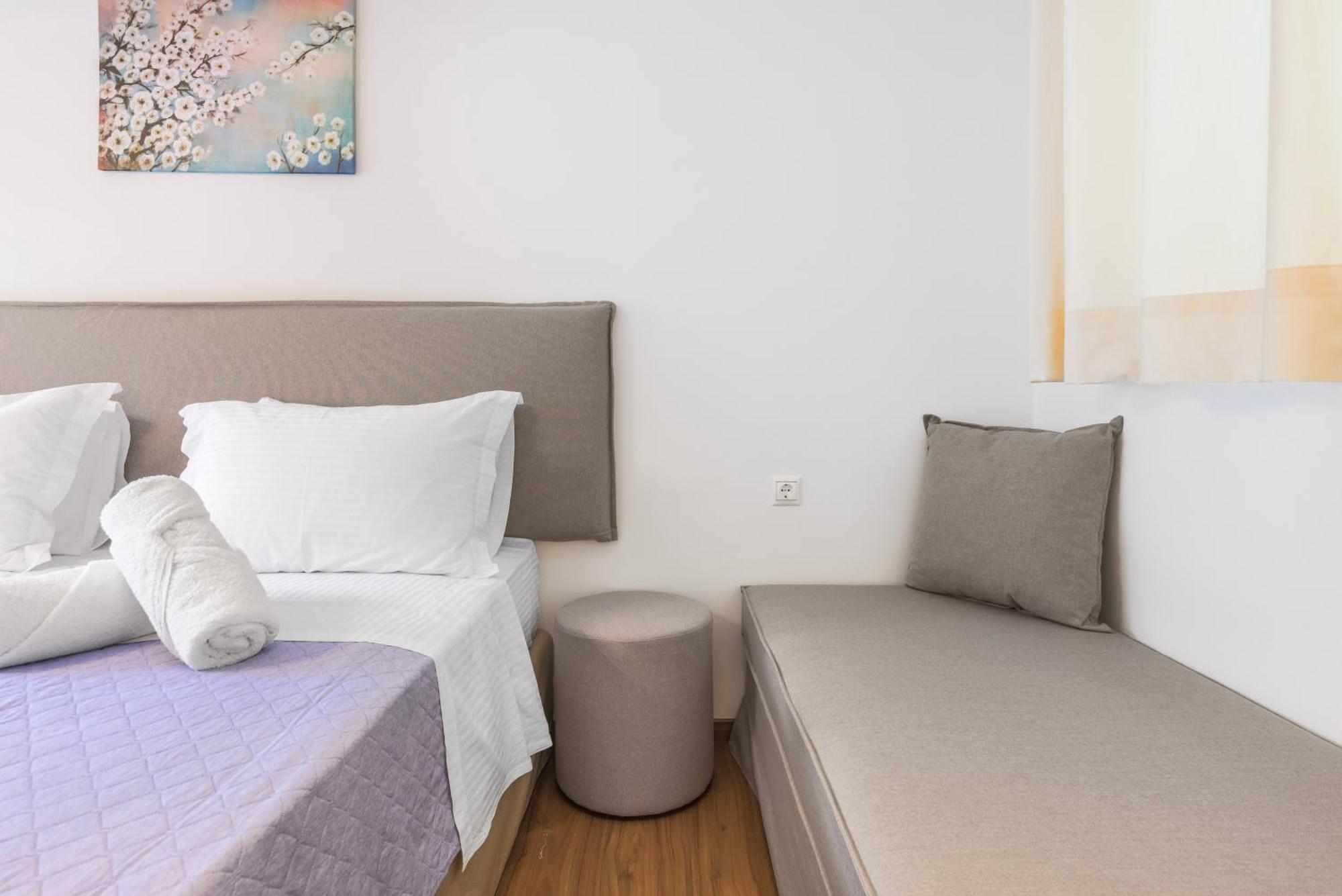 Homes Bluegreen - Beachfront, Pool, Garden And Bbq - Near Heraklion Holiday home Ligaria (Crete)