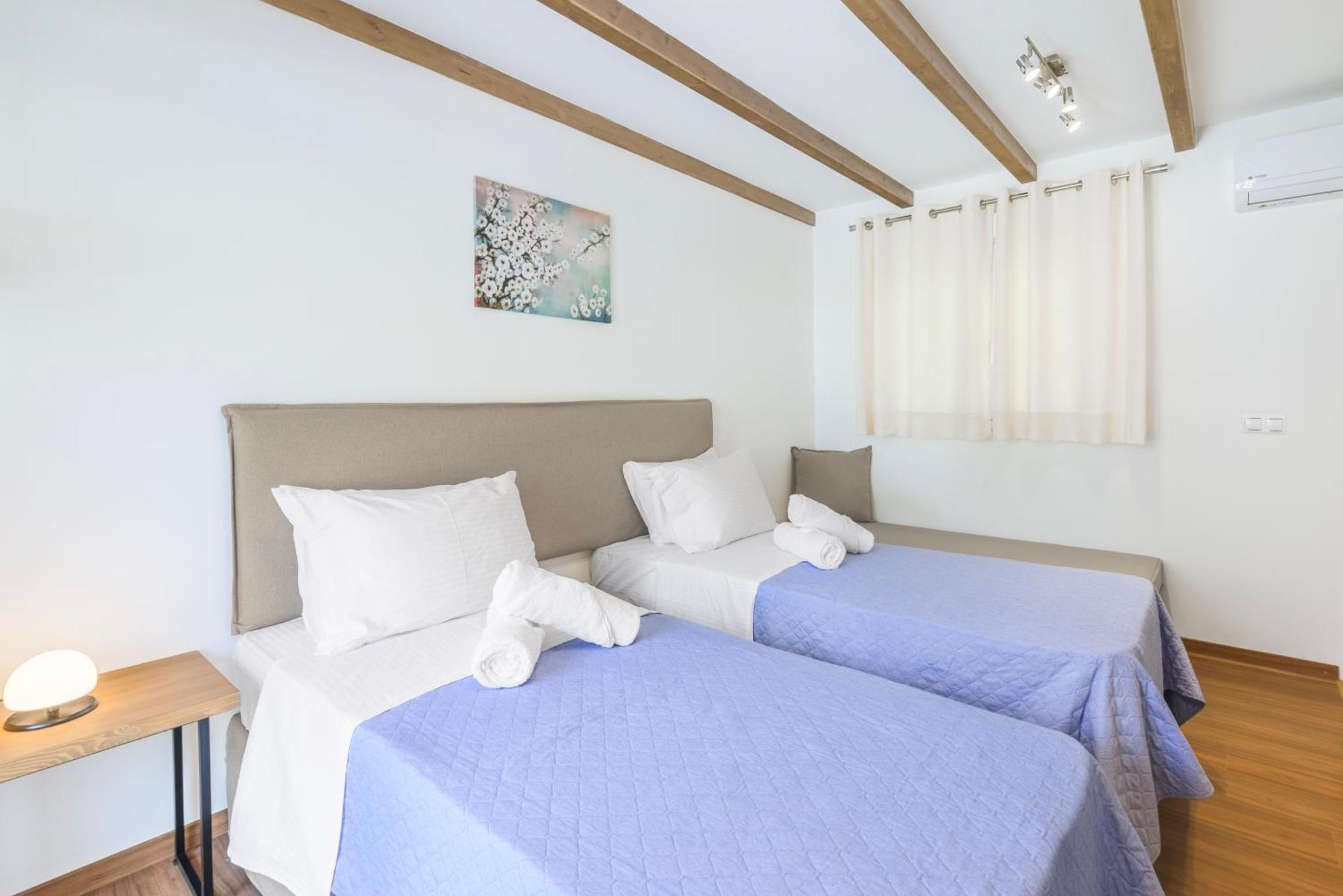 Homes Bluegreen - Beachfront, Pool, Garden And Bbq - Near Heraklion