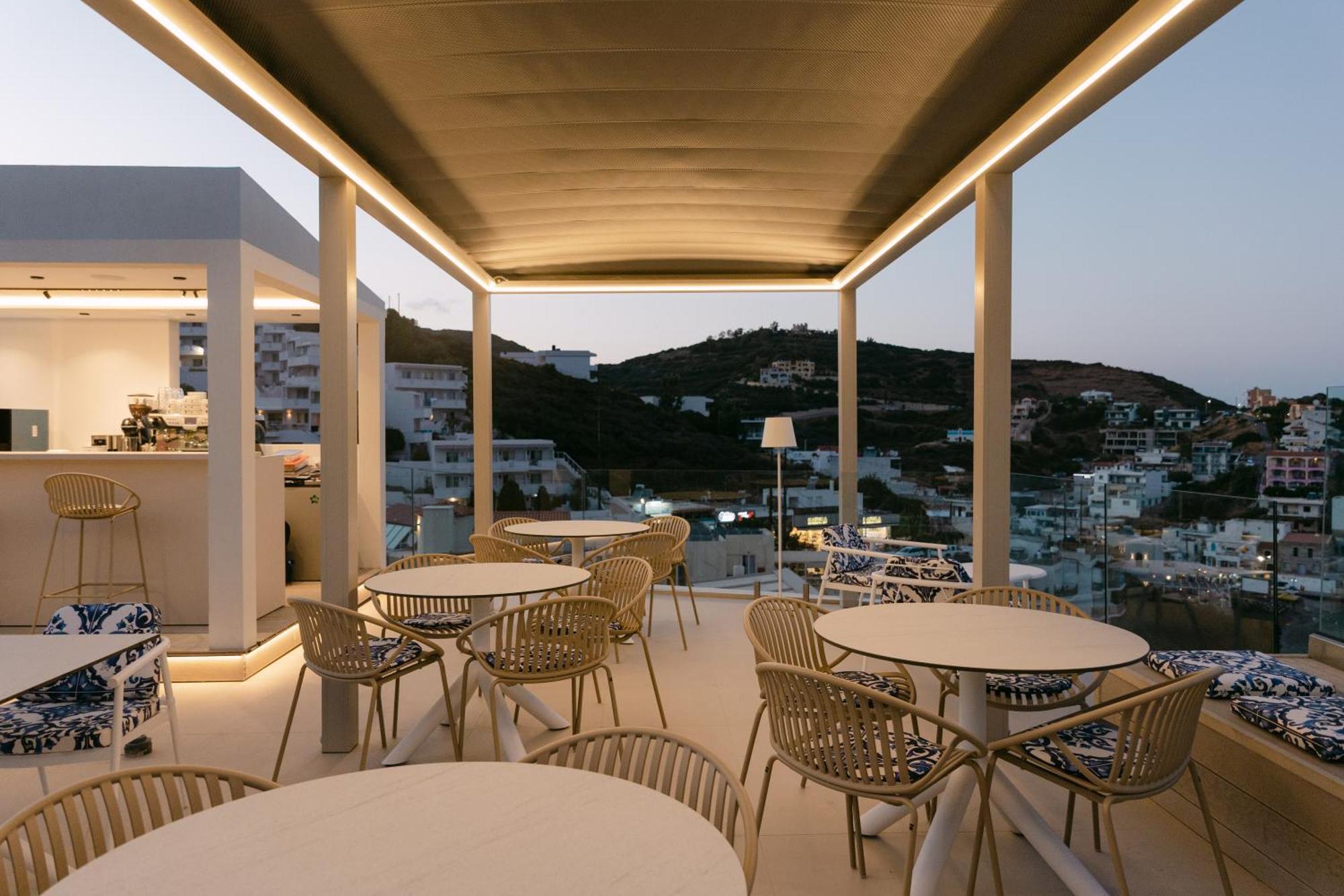 Aparthotel Golden Luxury