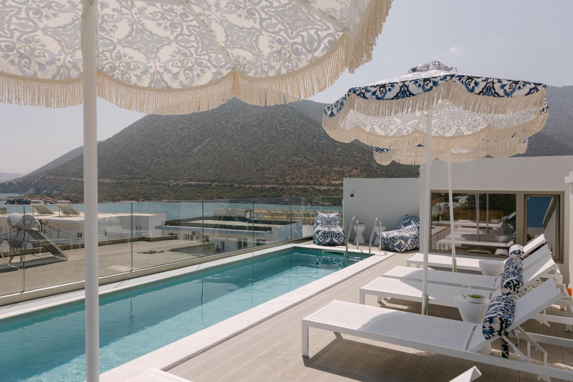 Golden Luxury *