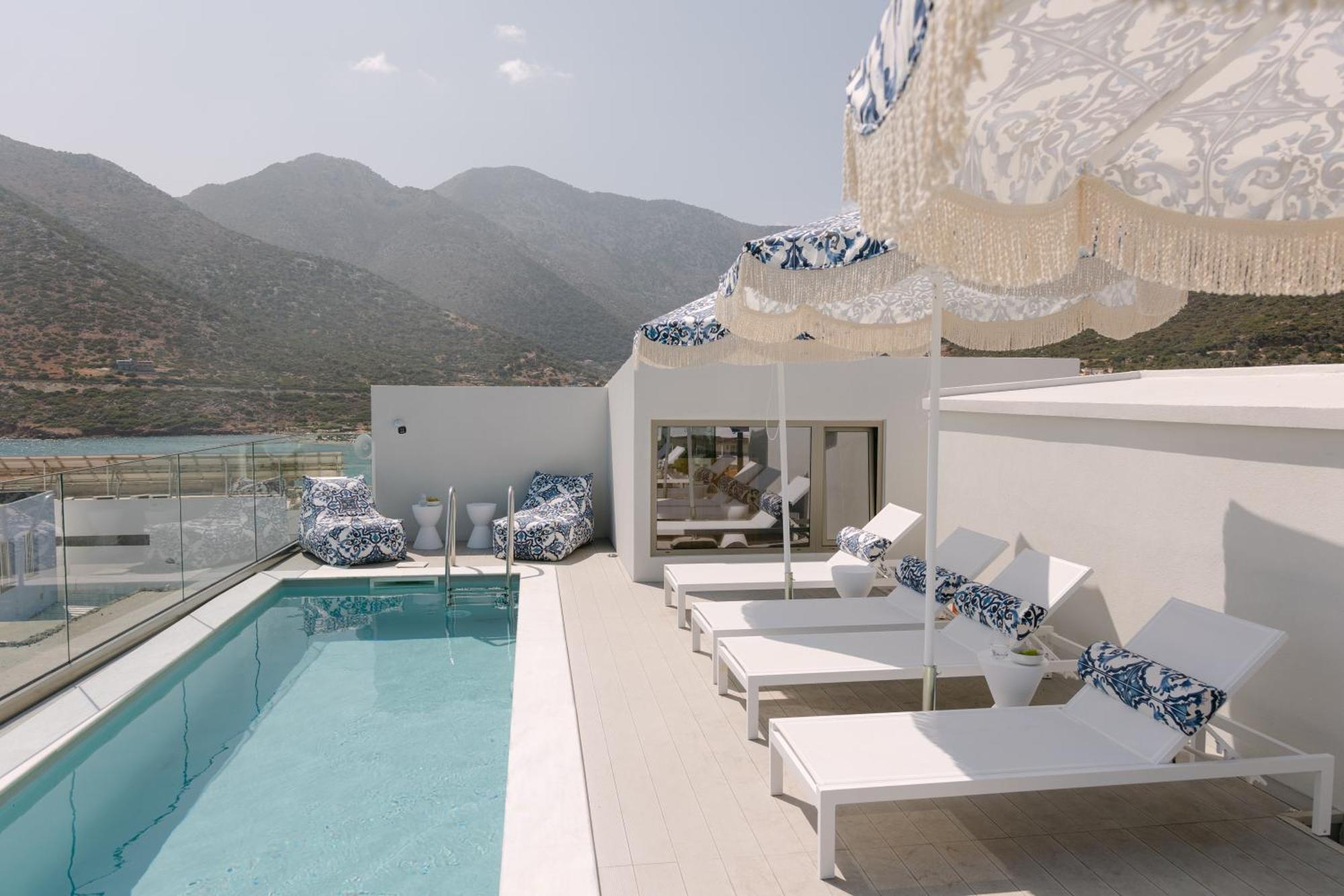 Aparthotel Golden Luxury *