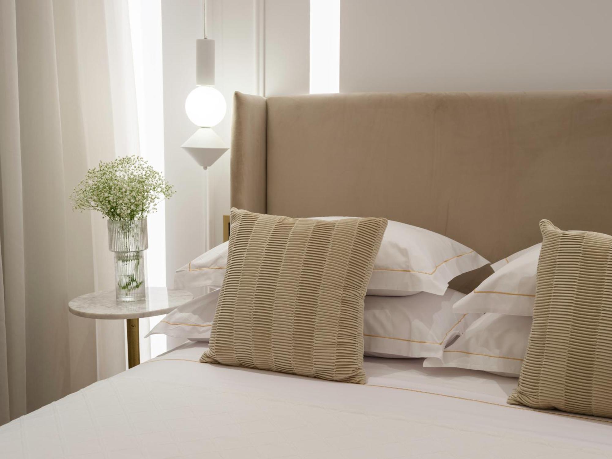 Golden Luxury Aparthotel