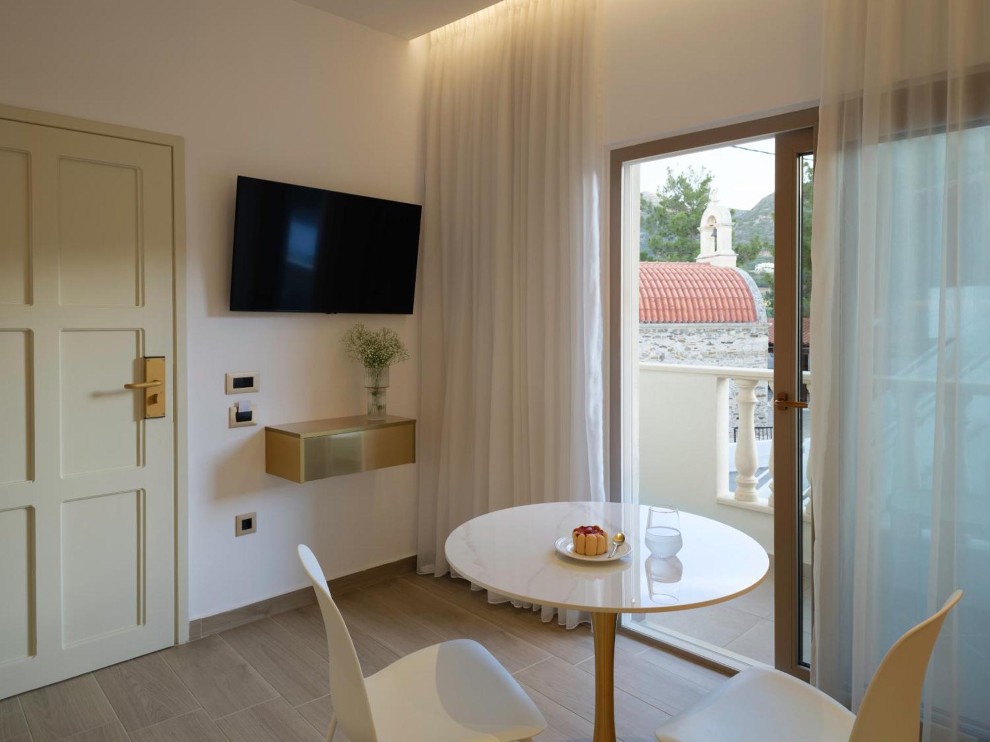 Golden Luxury Aparthotel *