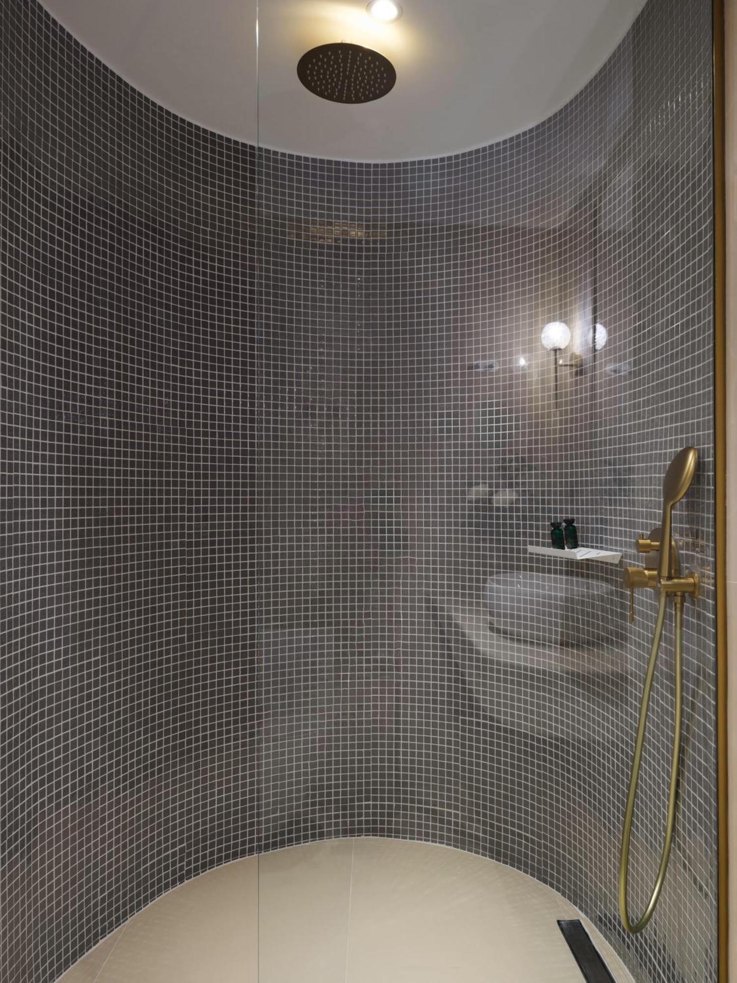 Golden Luxury Aparthotel