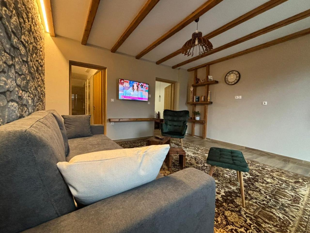 Tzovolos Apartment Kalavryta