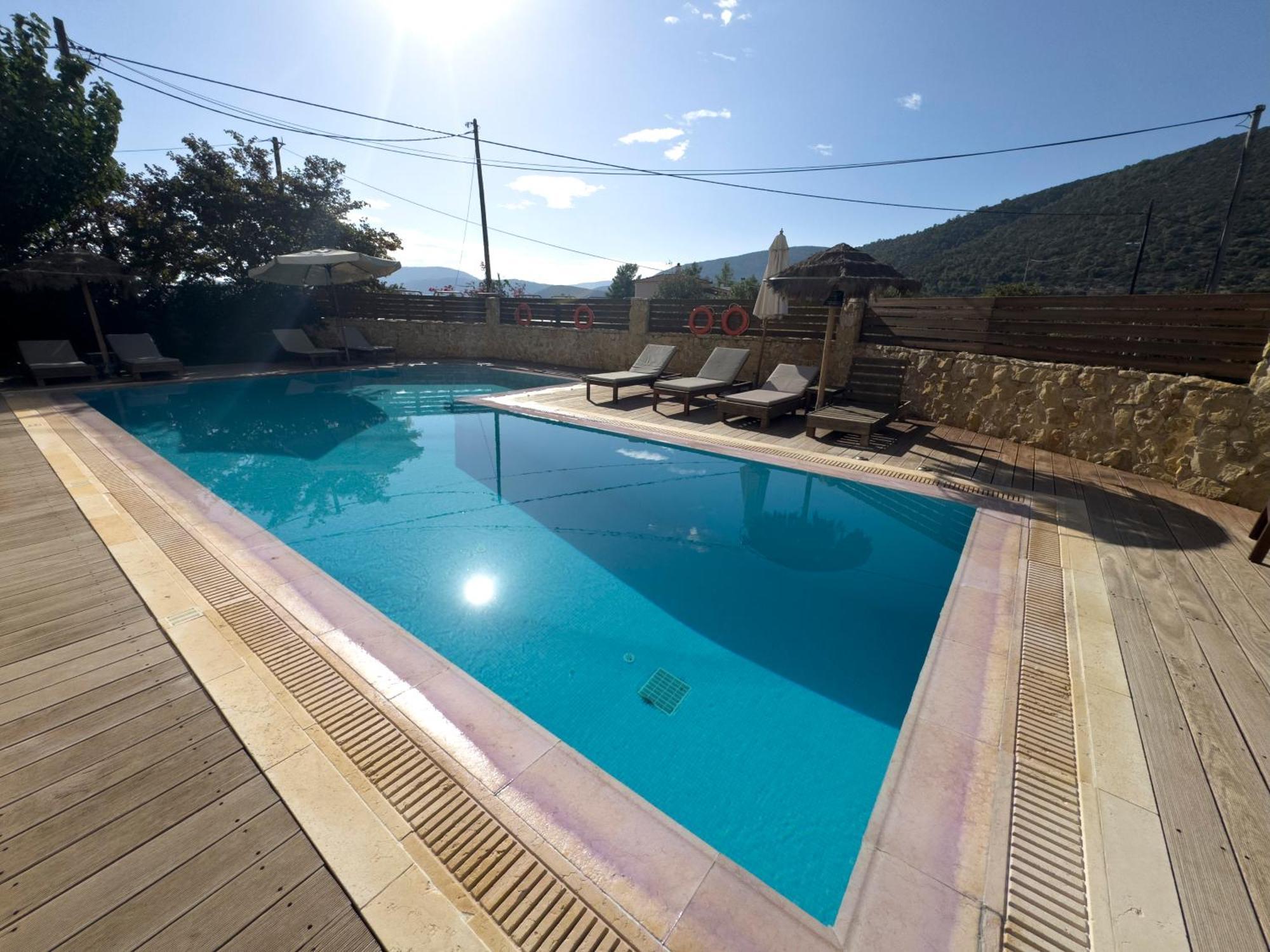 Miramar Complex - Villa Korfos