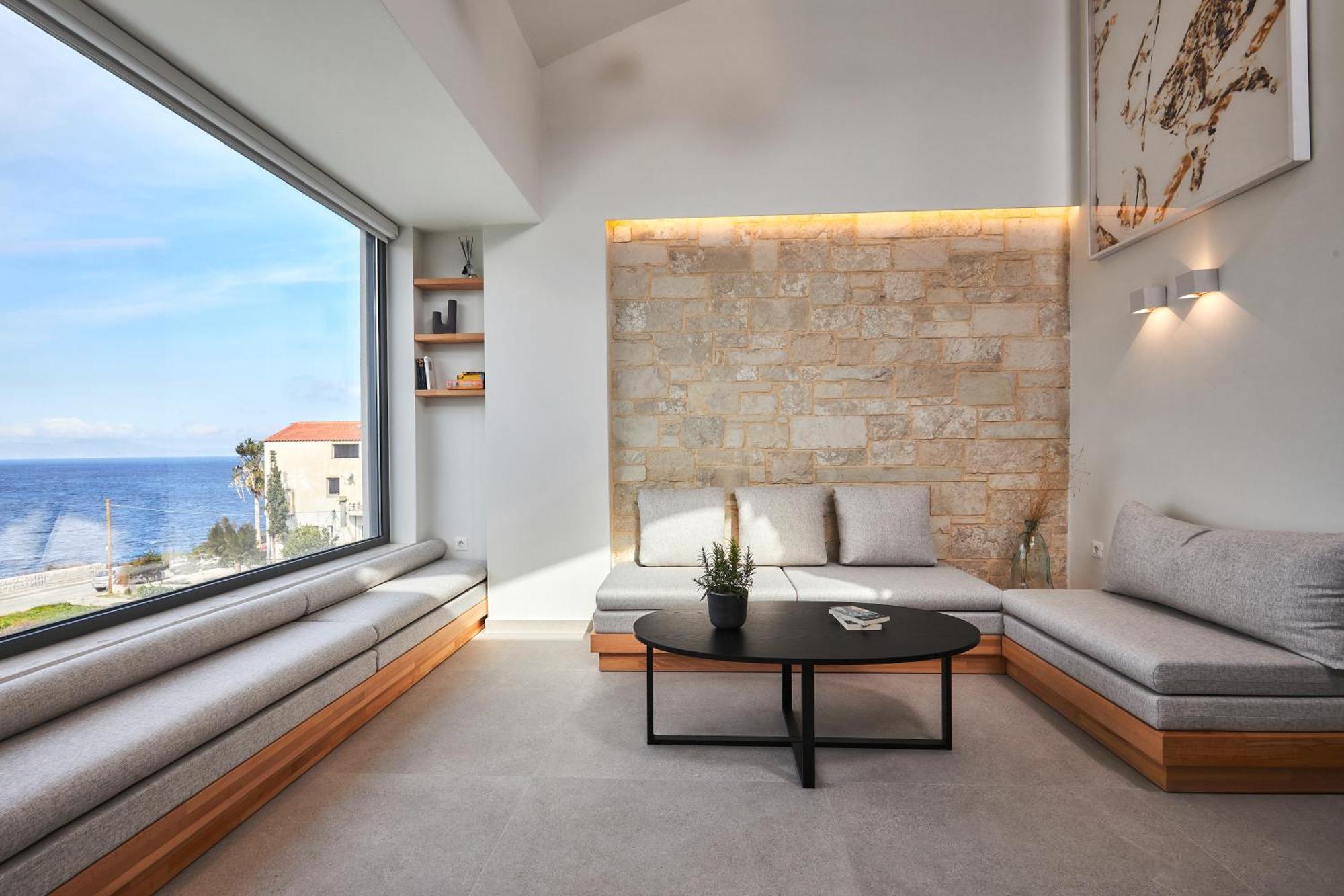 Pachnes Luxury - Heated Pool, Sea View