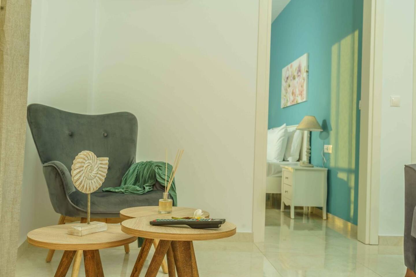 Cocoscape Seaside Suite, With Sea View Apartment Kalamaki (Heraklion)